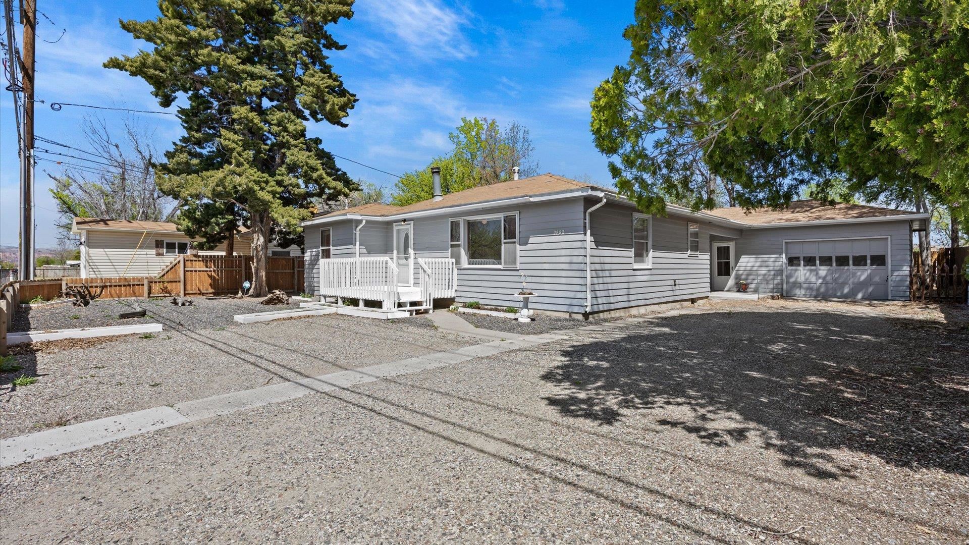 2882 Orchard Avenue Property Photo 2