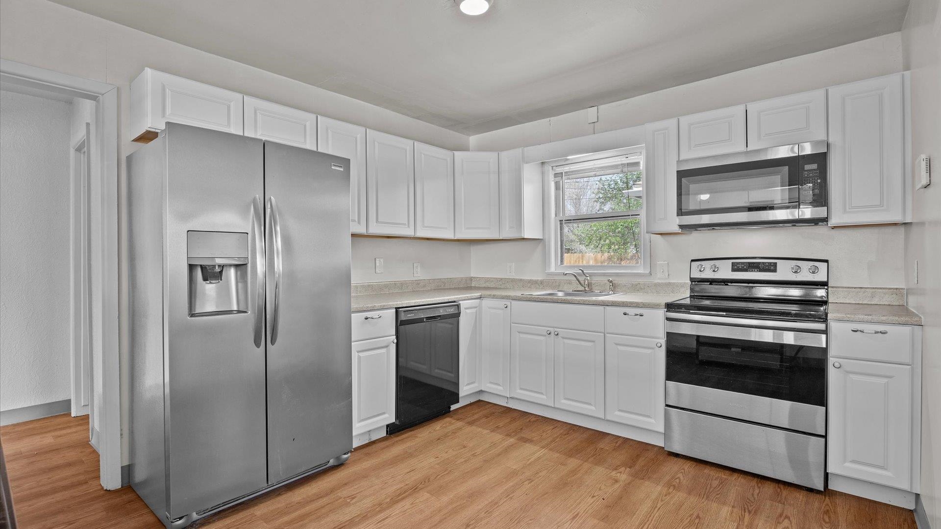 2882 Orchard Avenue Property Photo 5