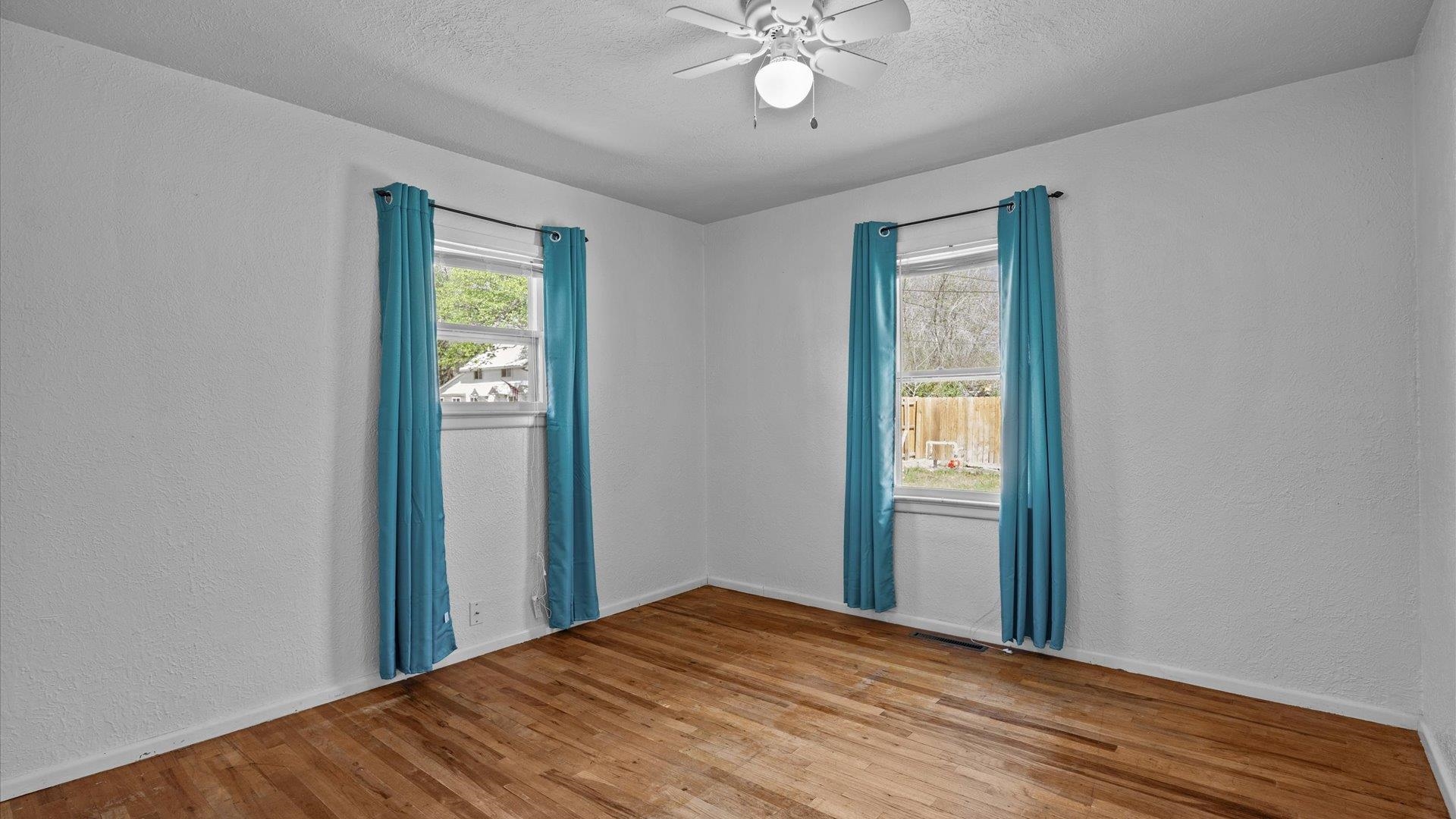 2882 Orchard Avenue Property Photo 9