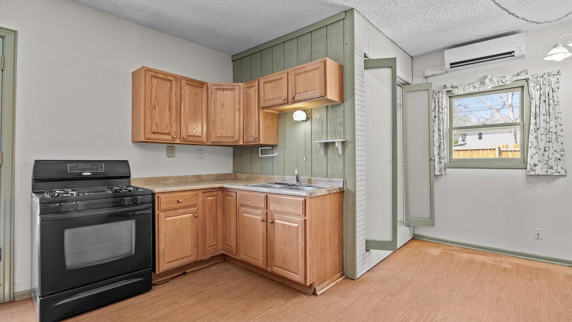 2882 Orchard Avenue Property Photo 18
