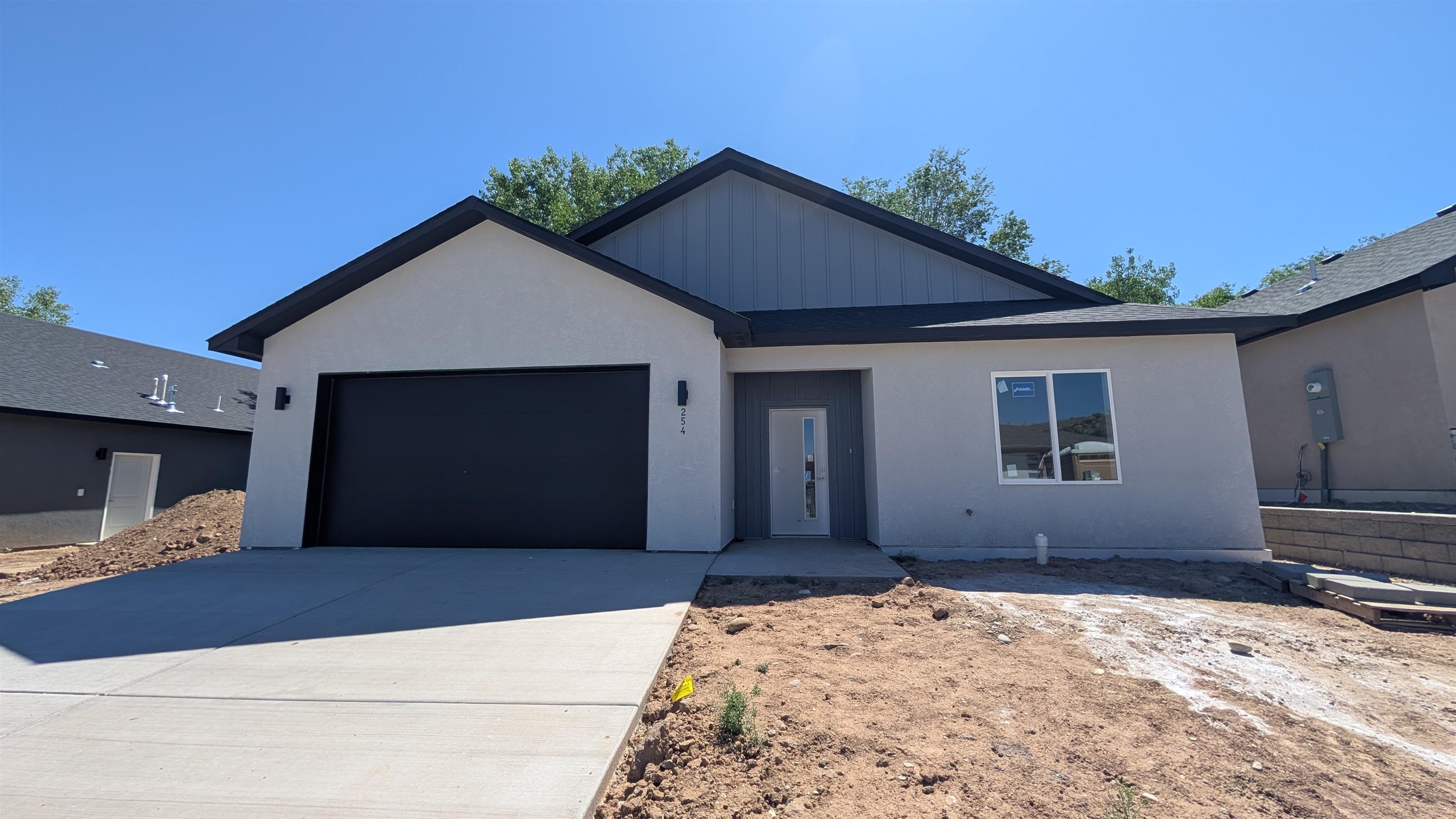 254 Brooke Lane Property Photo 1