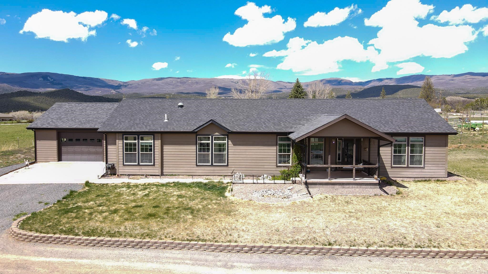 23041 T Road Property Photo 1