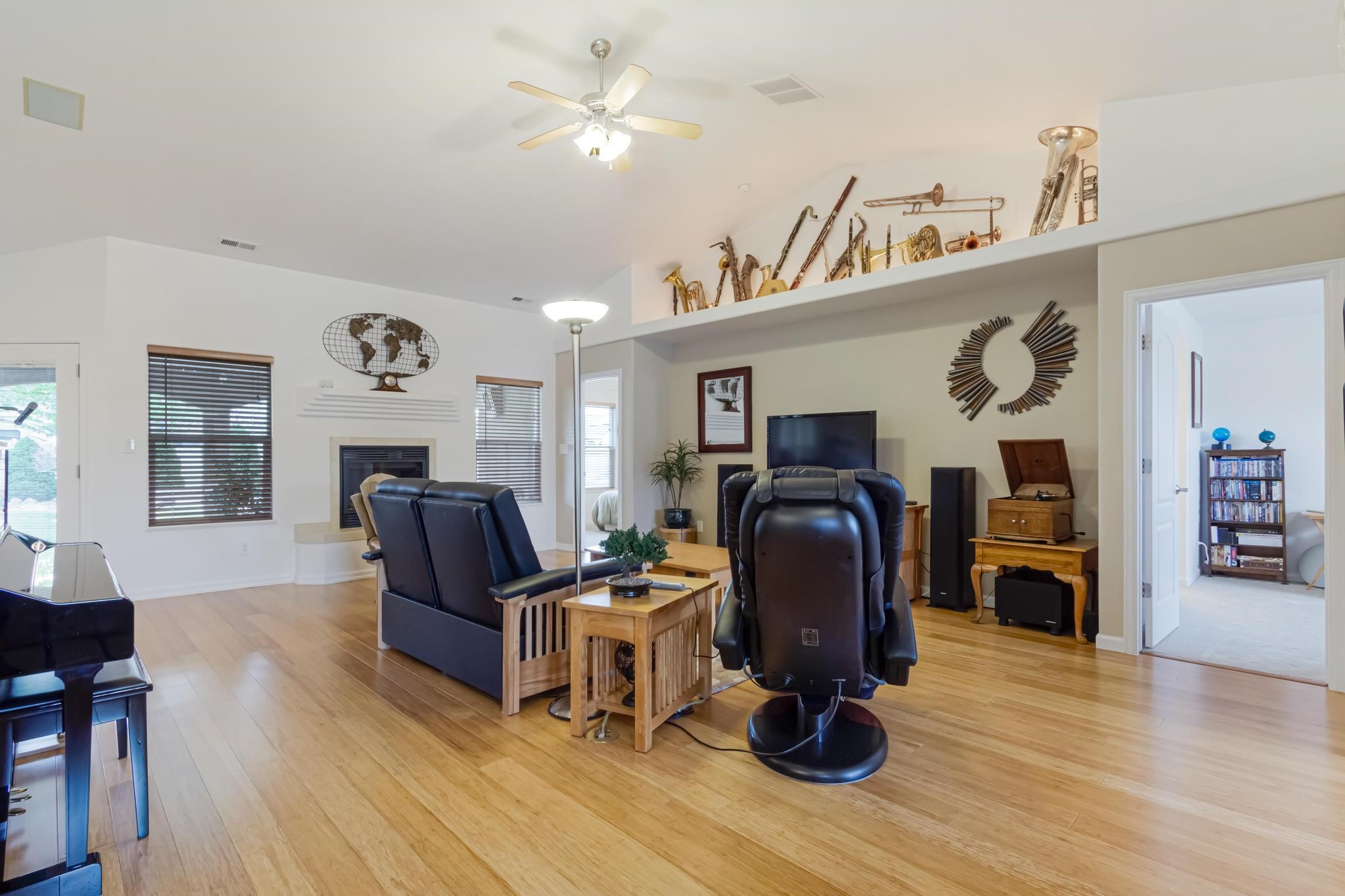2861 Rock Creek Drive Property Photo 3