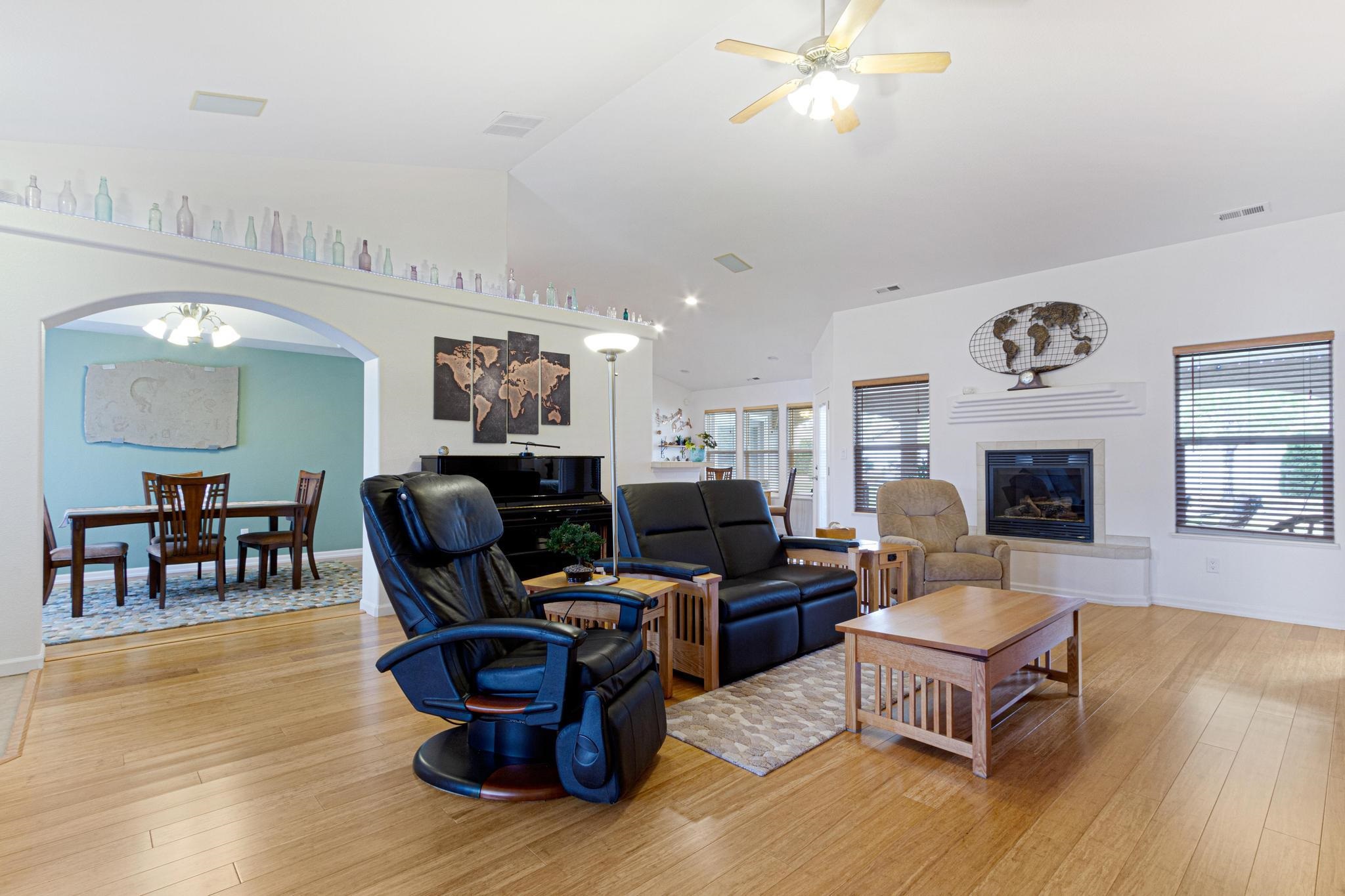 2861 Rock Creek Drive Property Photo 5