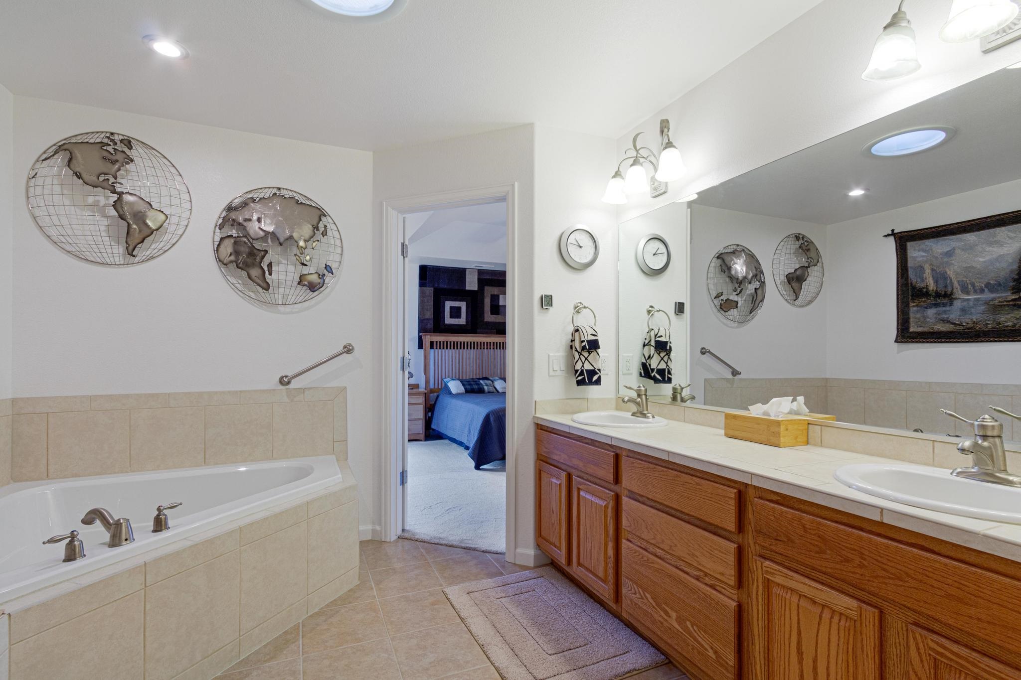 2861 Rock Creek Drive Property Photo 17