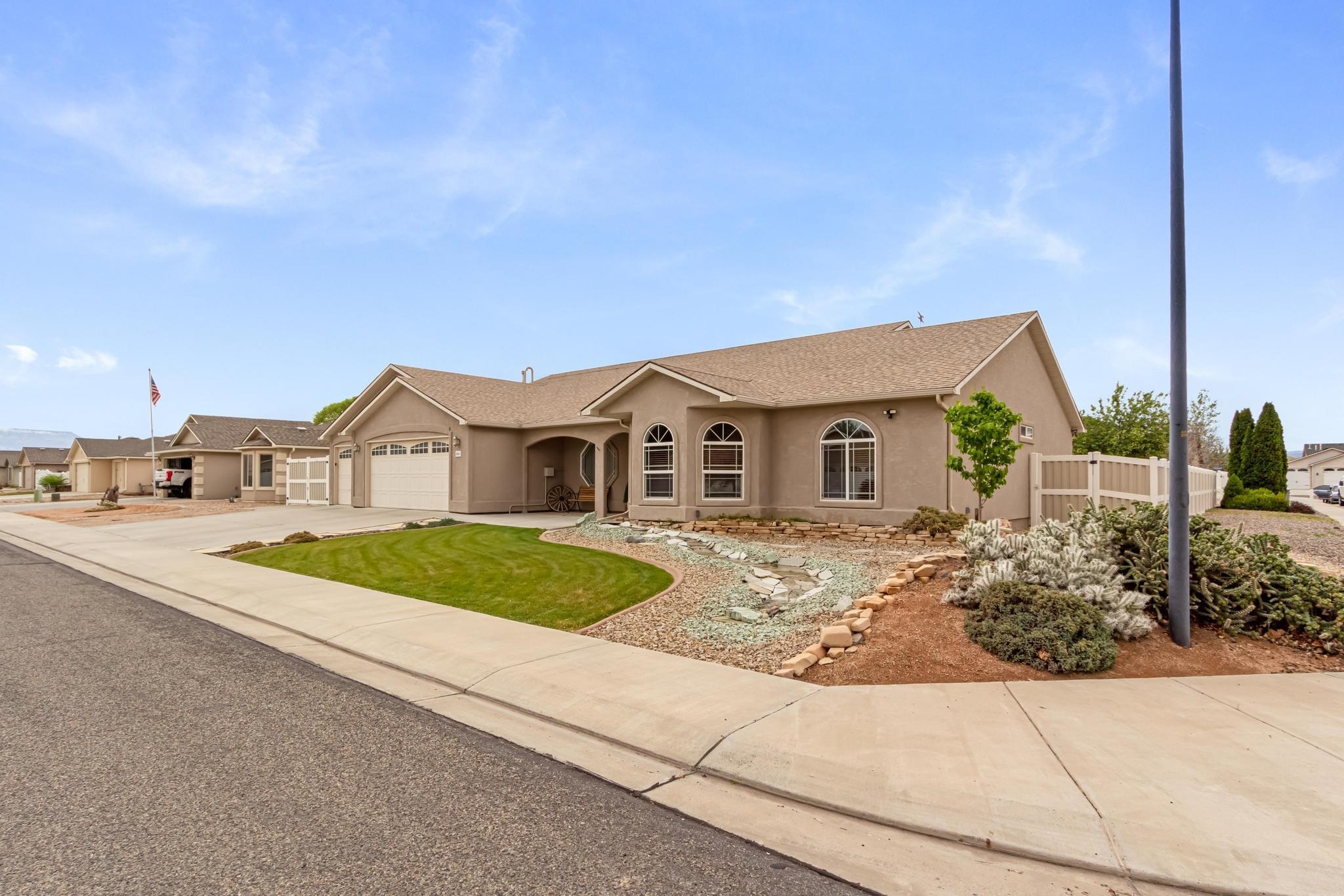 2861 Rock Creek Drive Property Photo 34