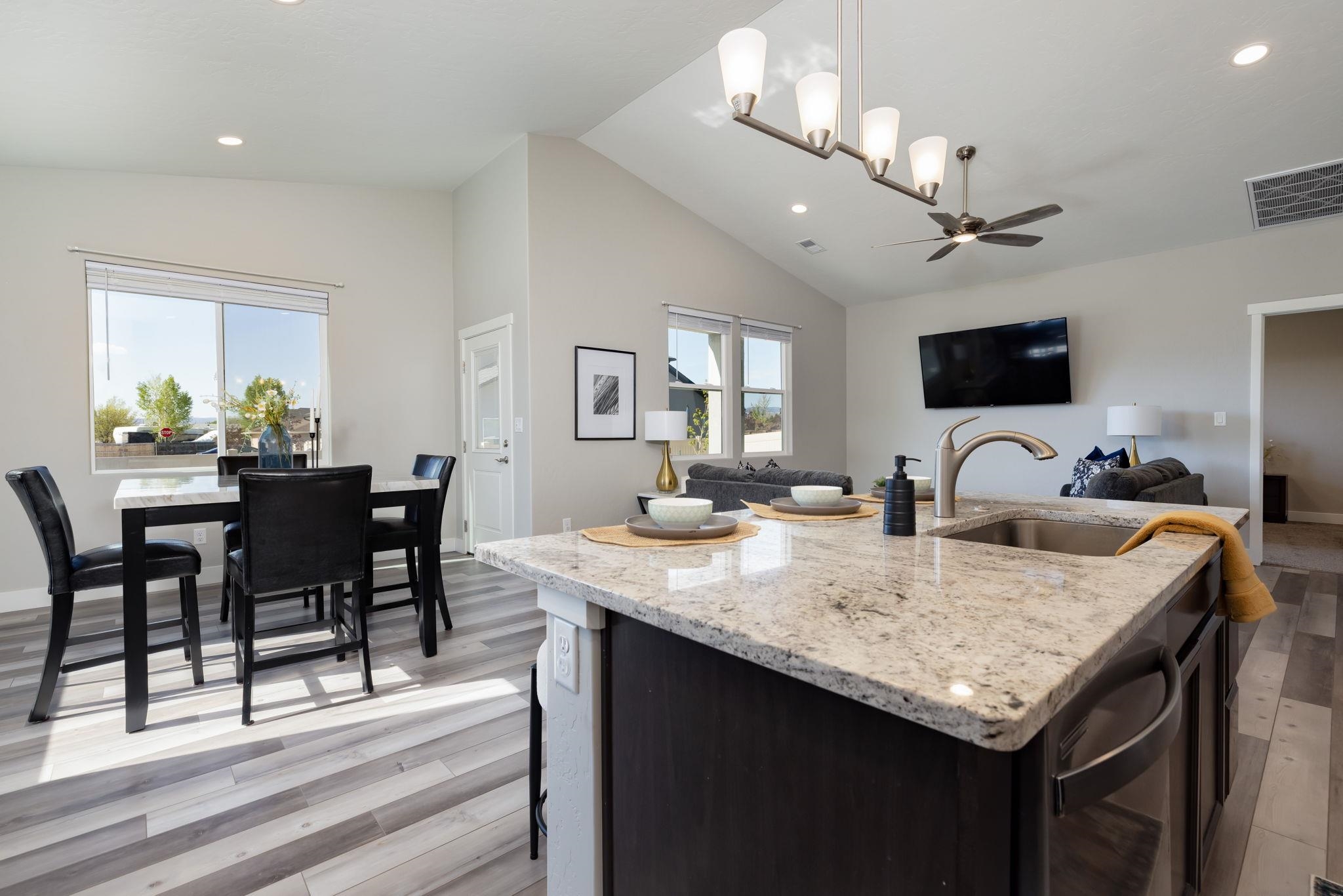 3155 Cello Court Property Photo 6