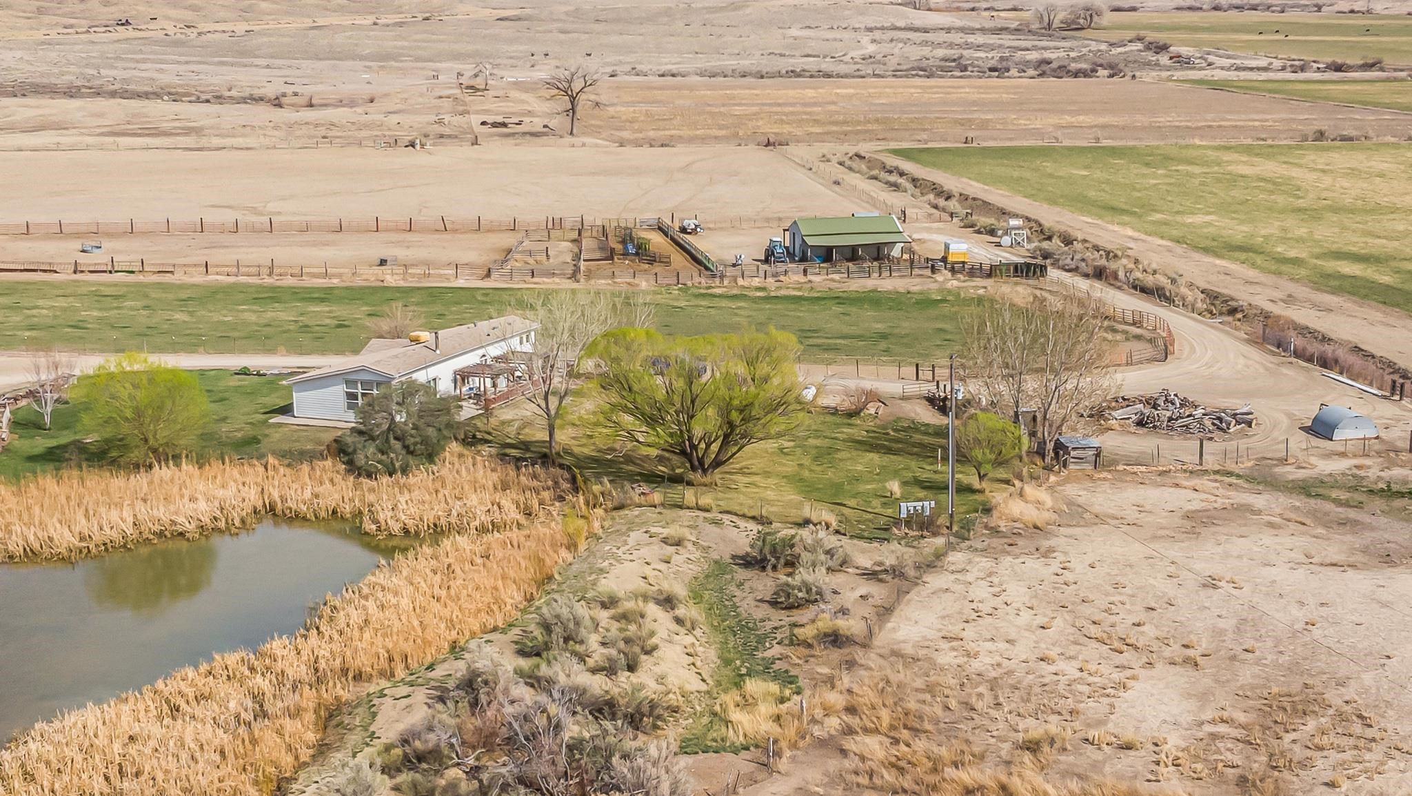 1940 10 Road Property Photo 4
