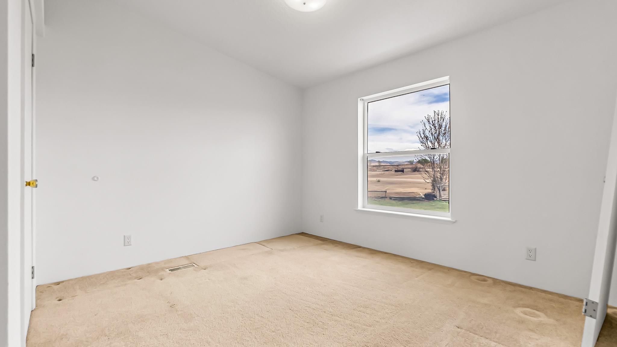 1940 10 Road Property Photo 27
