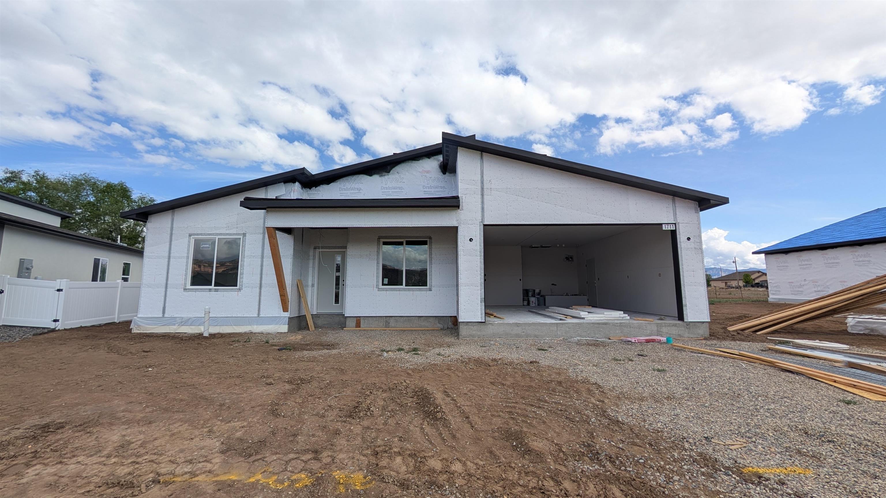 1711 Caliper Way Property Photo