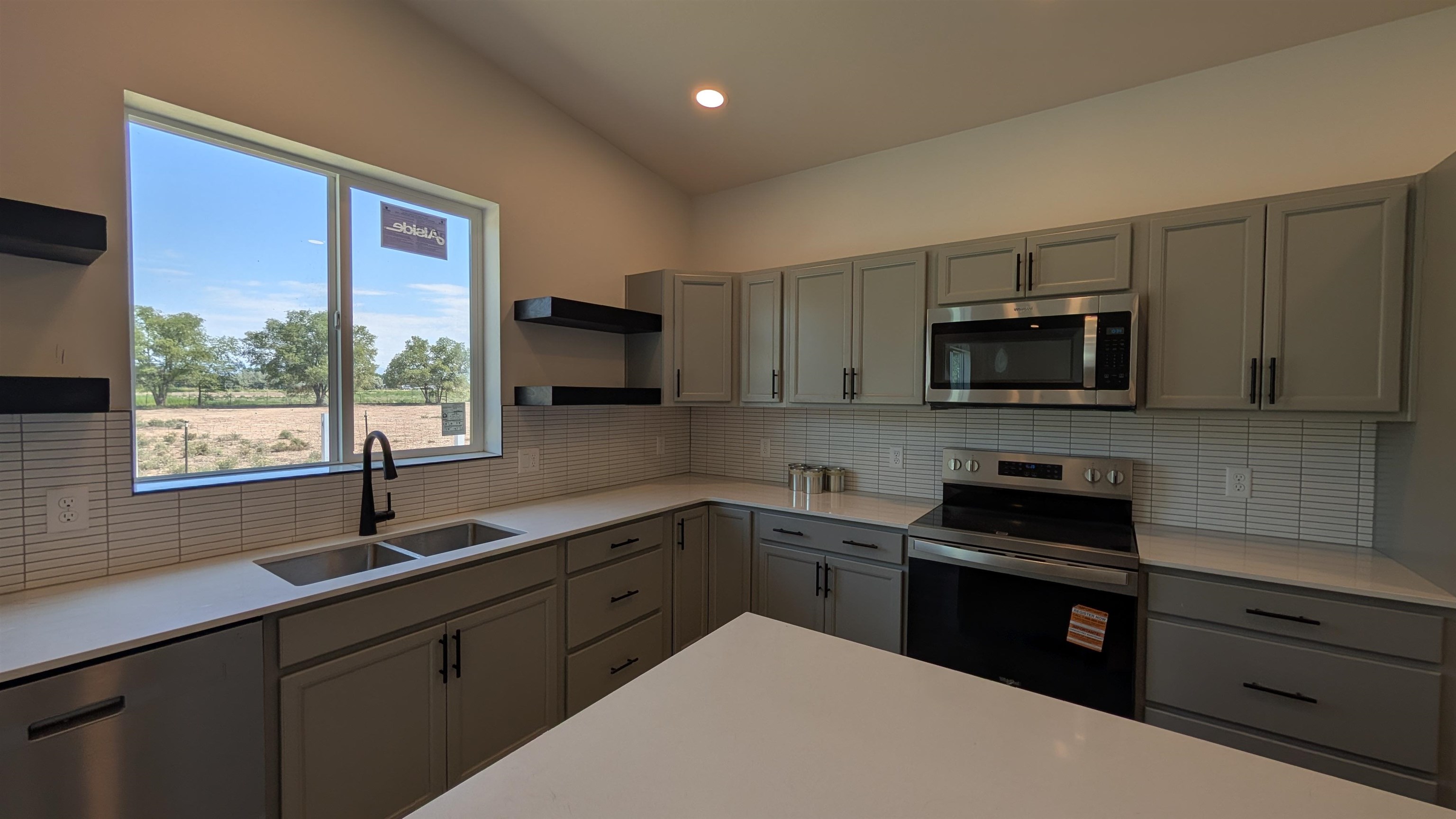 1711 Caliper Way Property Photo 6
