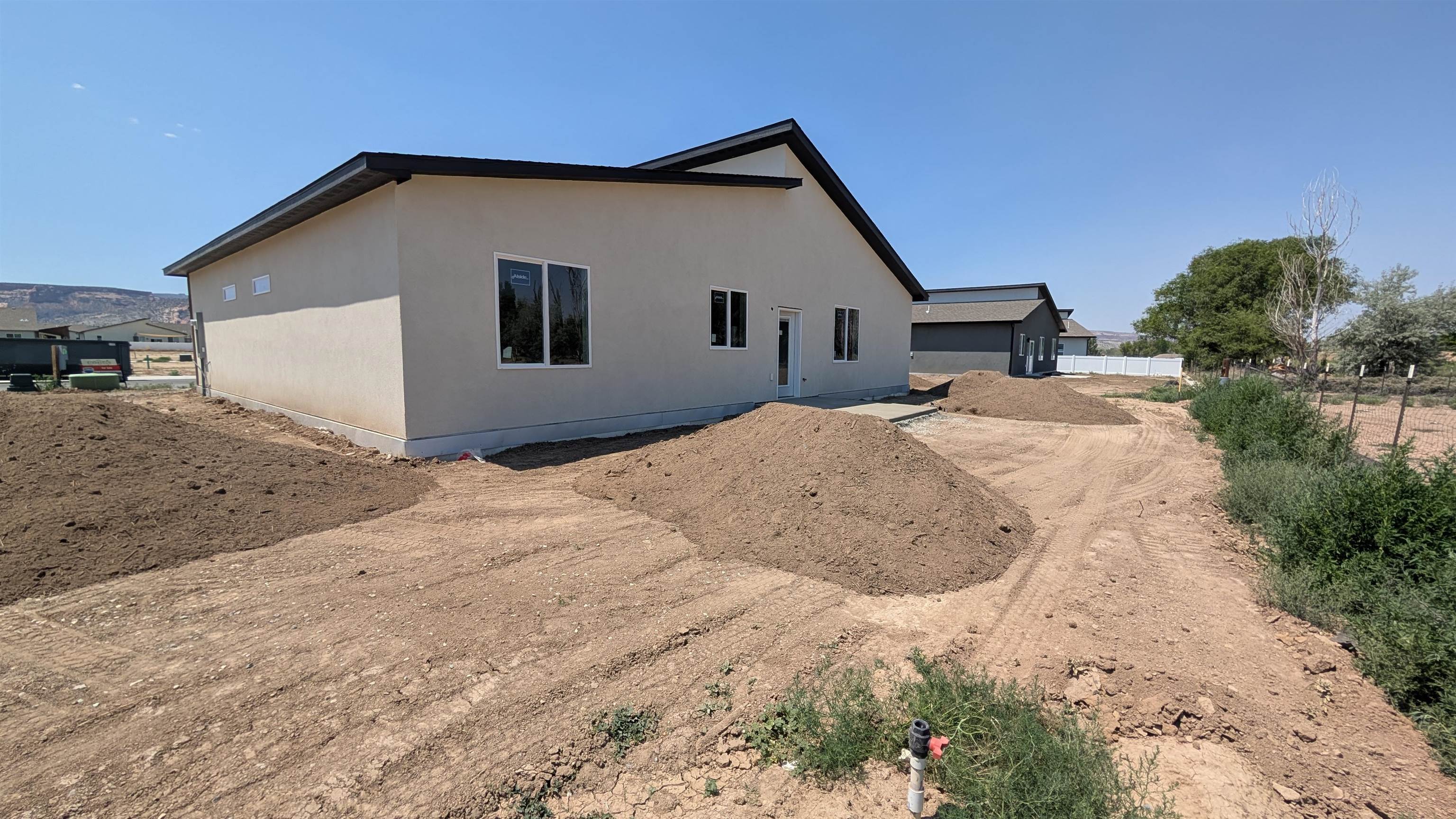 1721 Caliper Way Property Photo 2