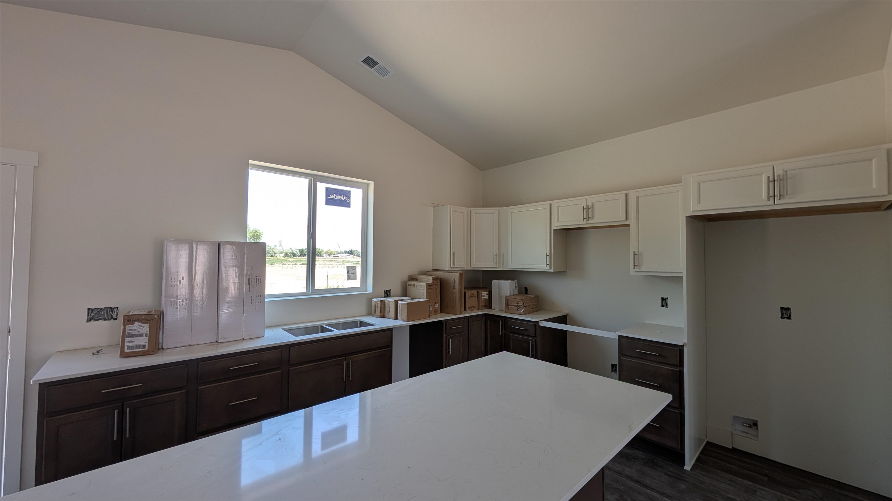 1721 Caliper Way Property Photo 5