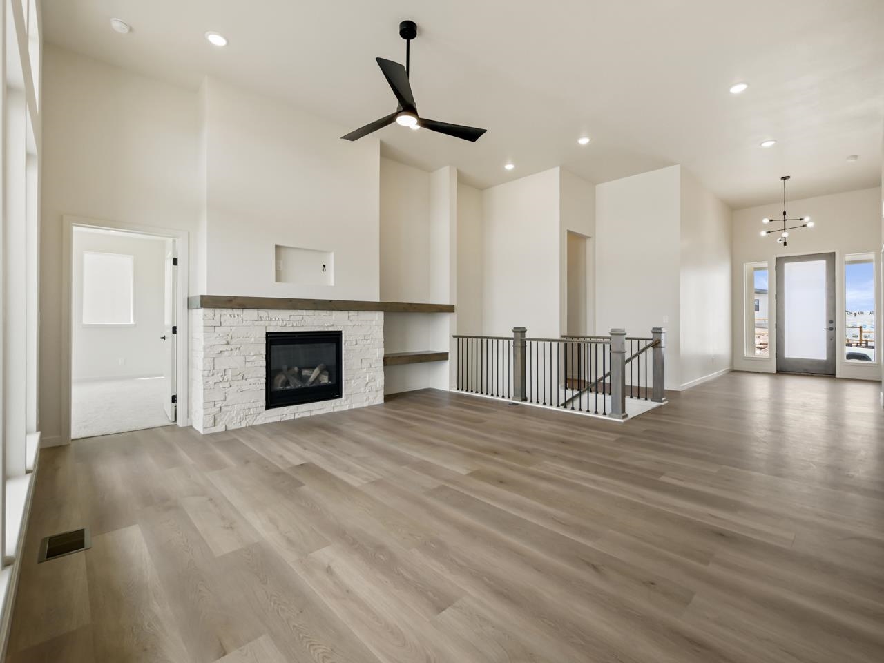 2287 Culebra Peak Court Property Photo 8