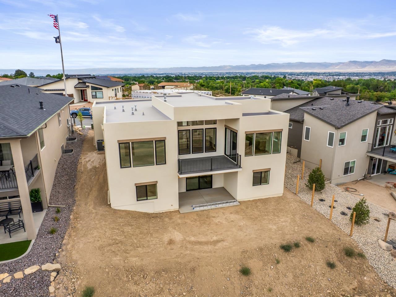 2287 Culebra Peak Court Property Photo 36