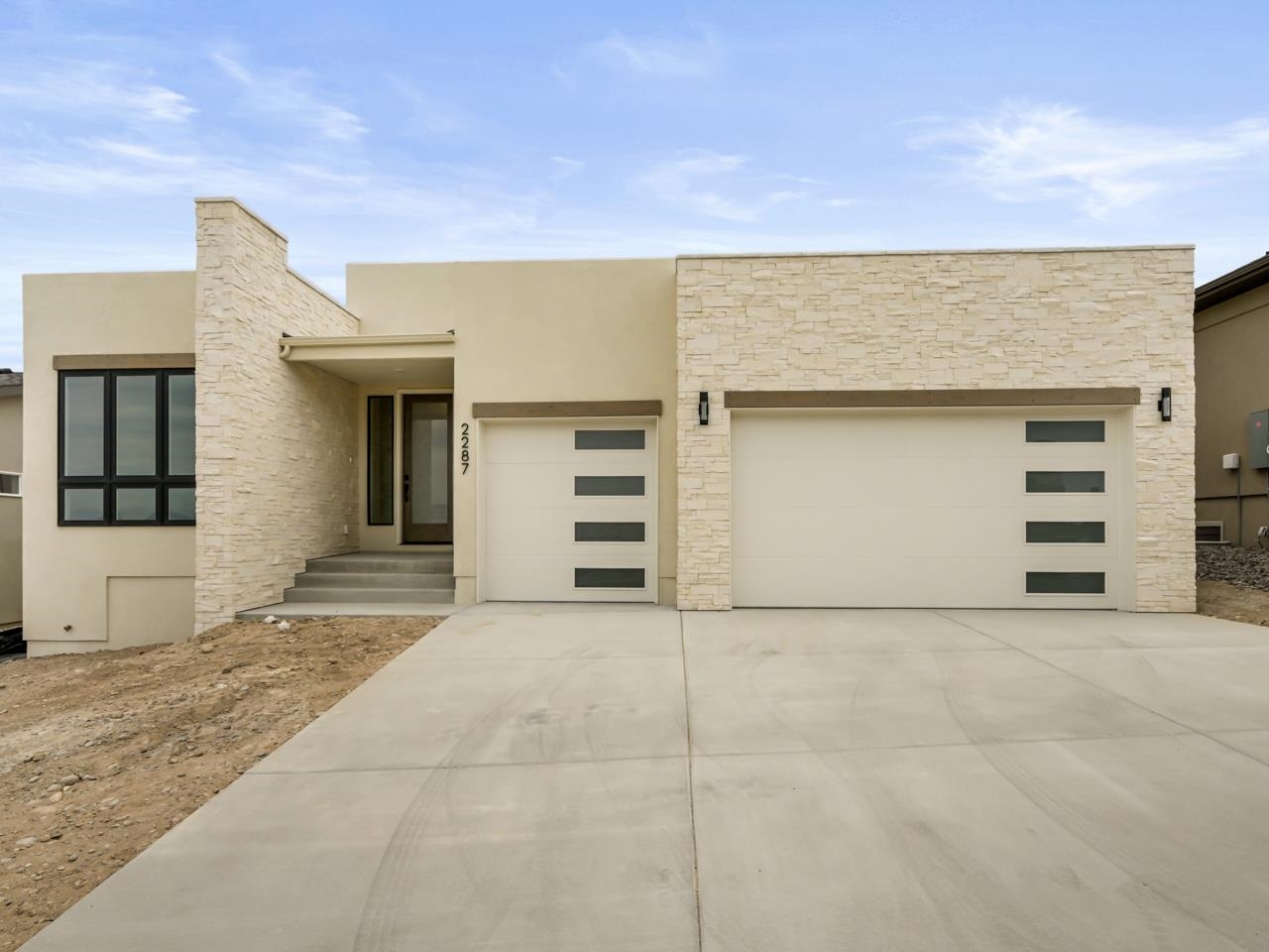 2287 Culebra Peak Court Property Photo 40