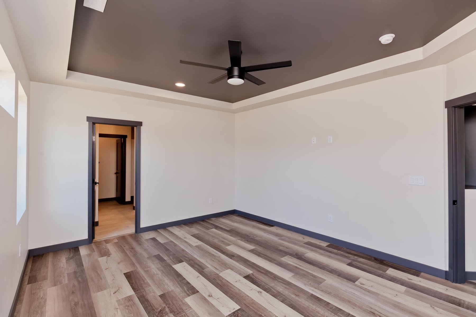 2877 Rock Creek Drive Property Photo 19