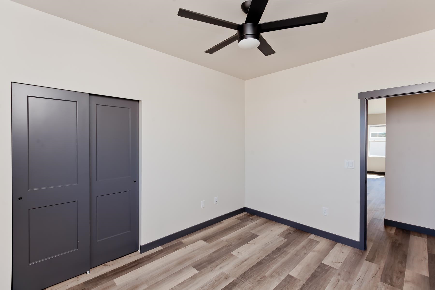 2877 Rock Creek Drive Property Photo 27