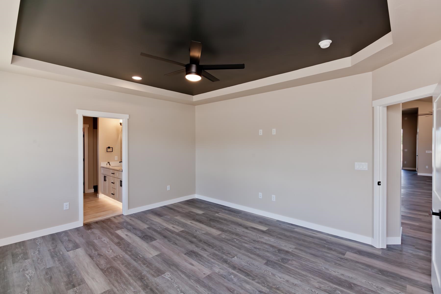 2879 Rock Creek Drive Property Photo 18