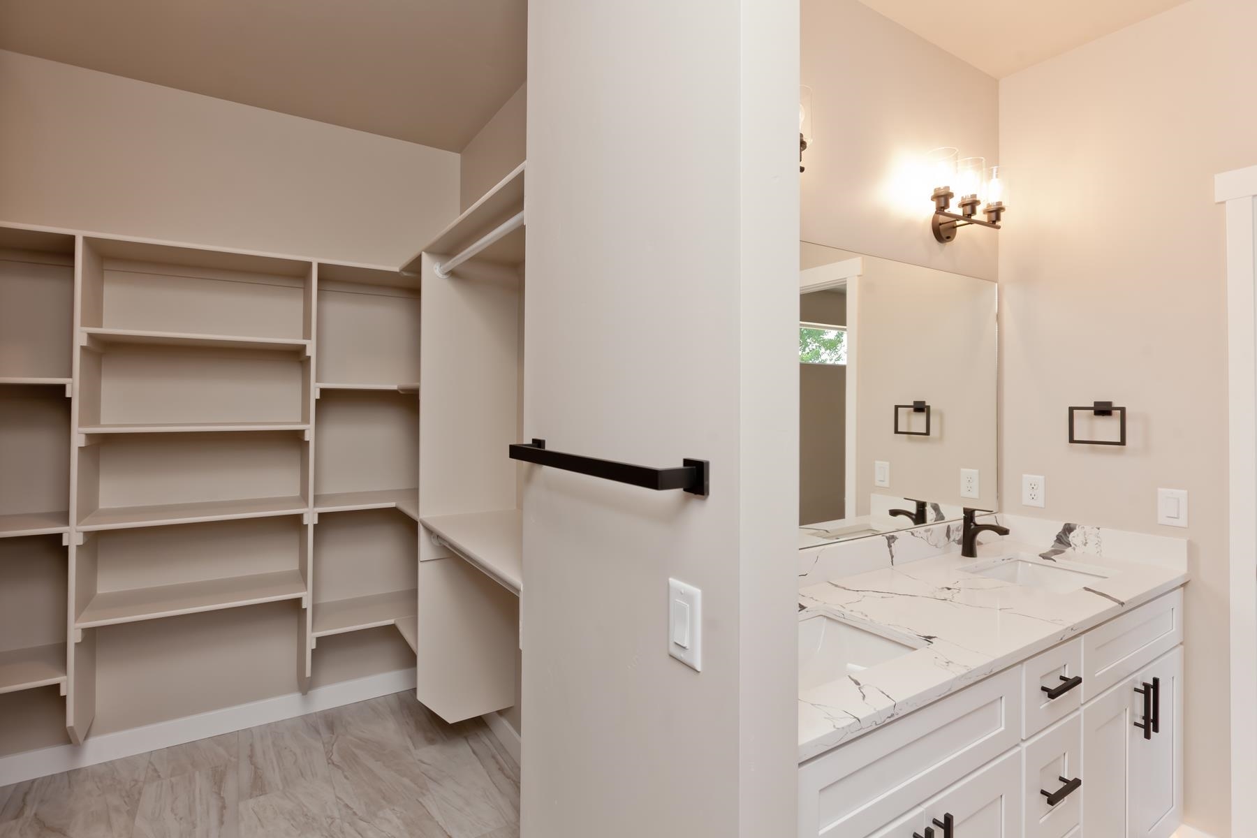 2879 Rock Creek Drive Property Photo 23