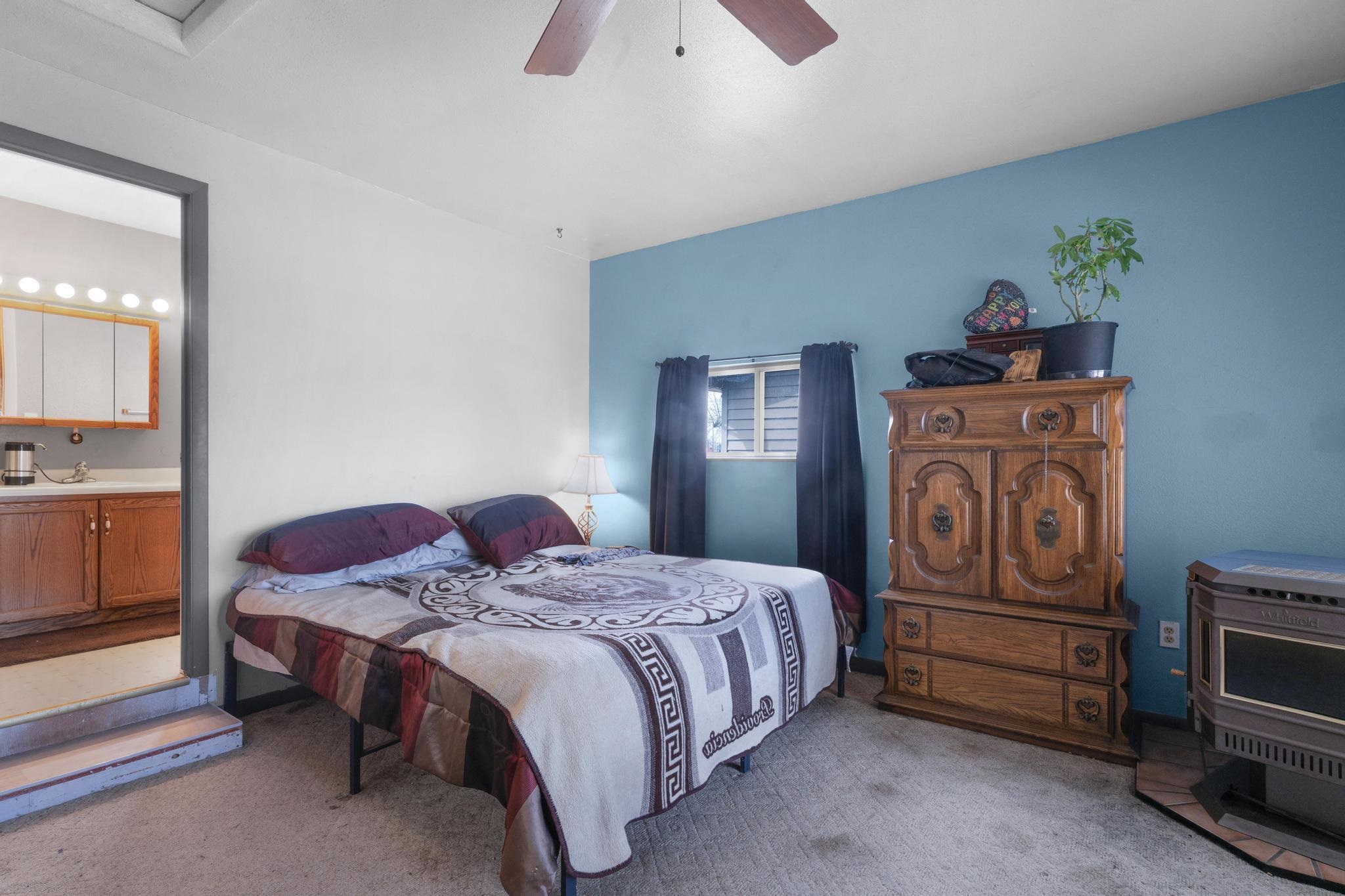 301 W Rio Blanco Avenue Property Photo 8