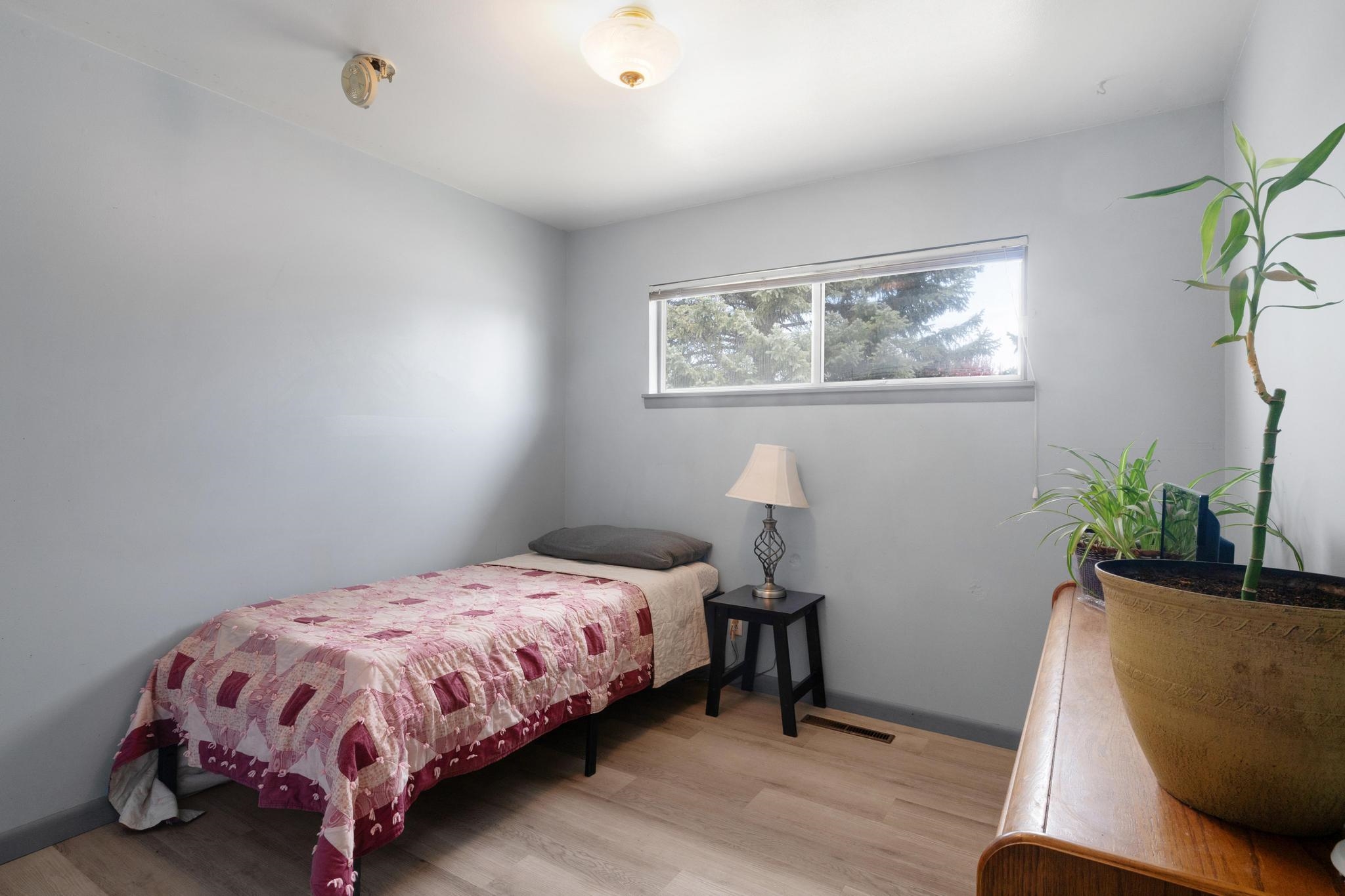 301 W Rio Blanco Avenue Property Photo 20
