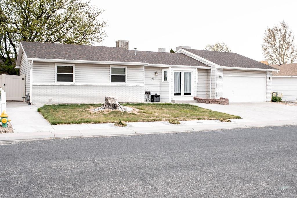 596 1/2 Placer Street Property Photo 2