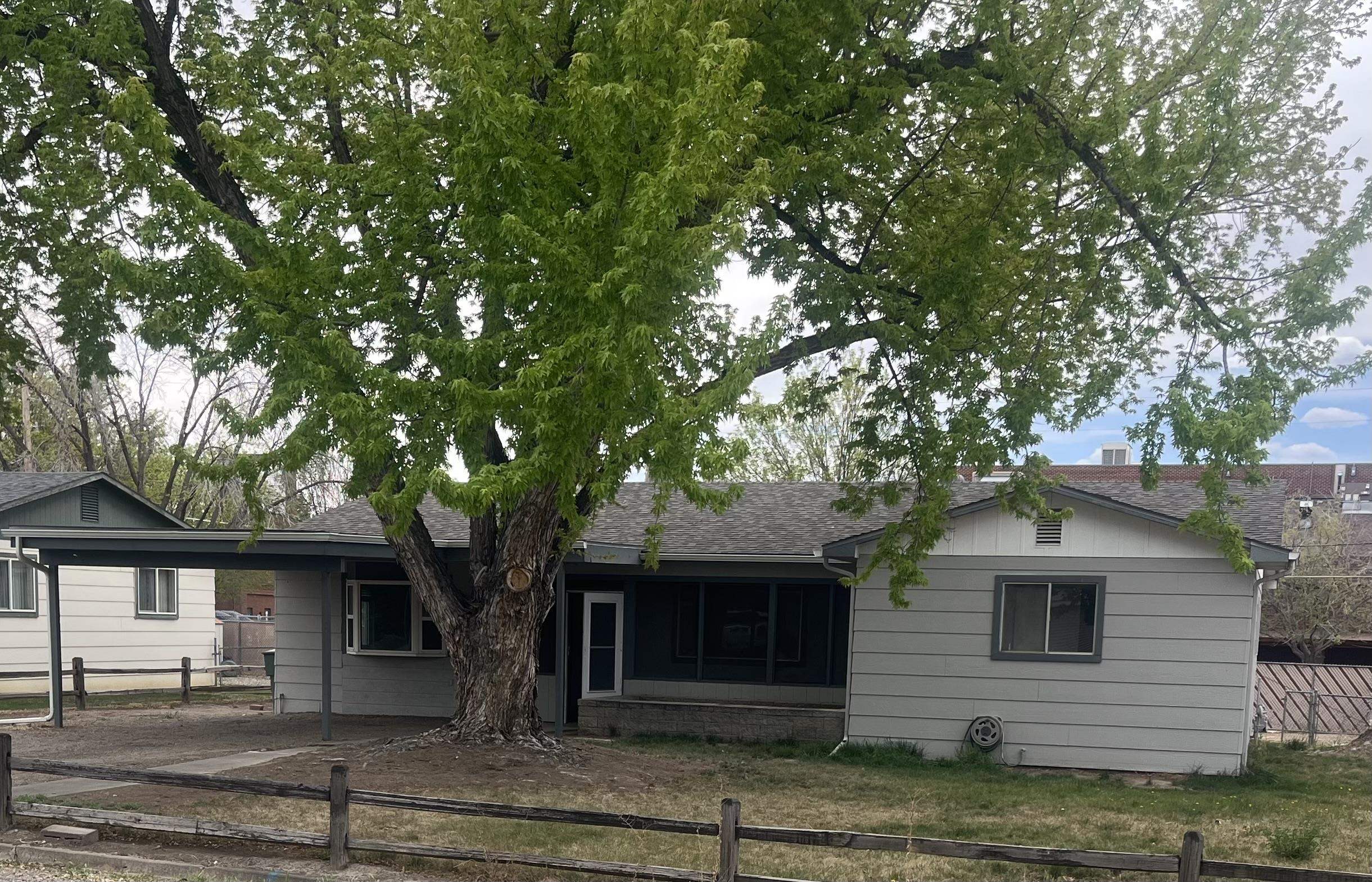 1257 Hermosa Avenue Property Photo 1