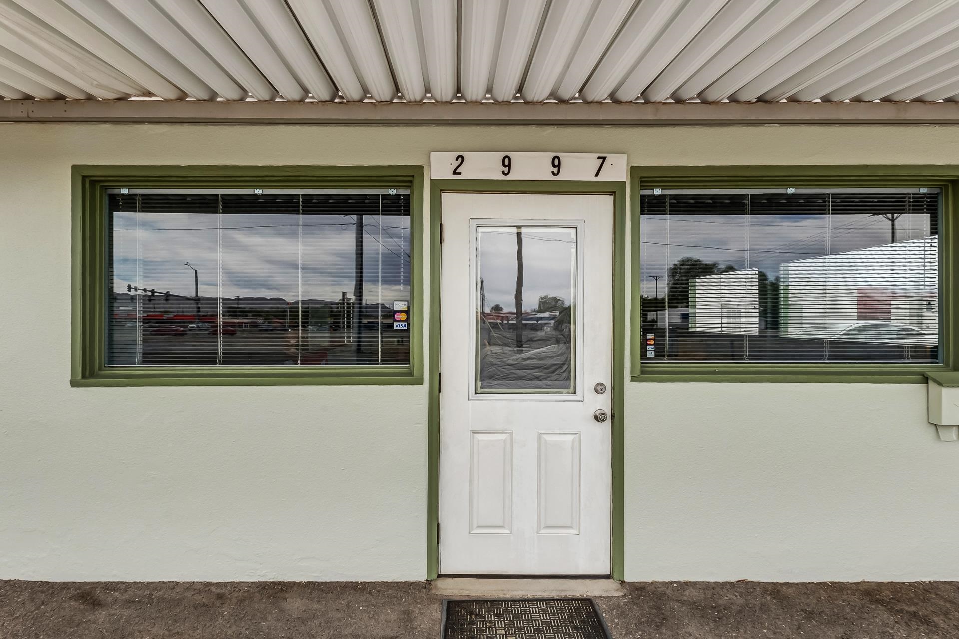 2997 North Avenue Property Photo