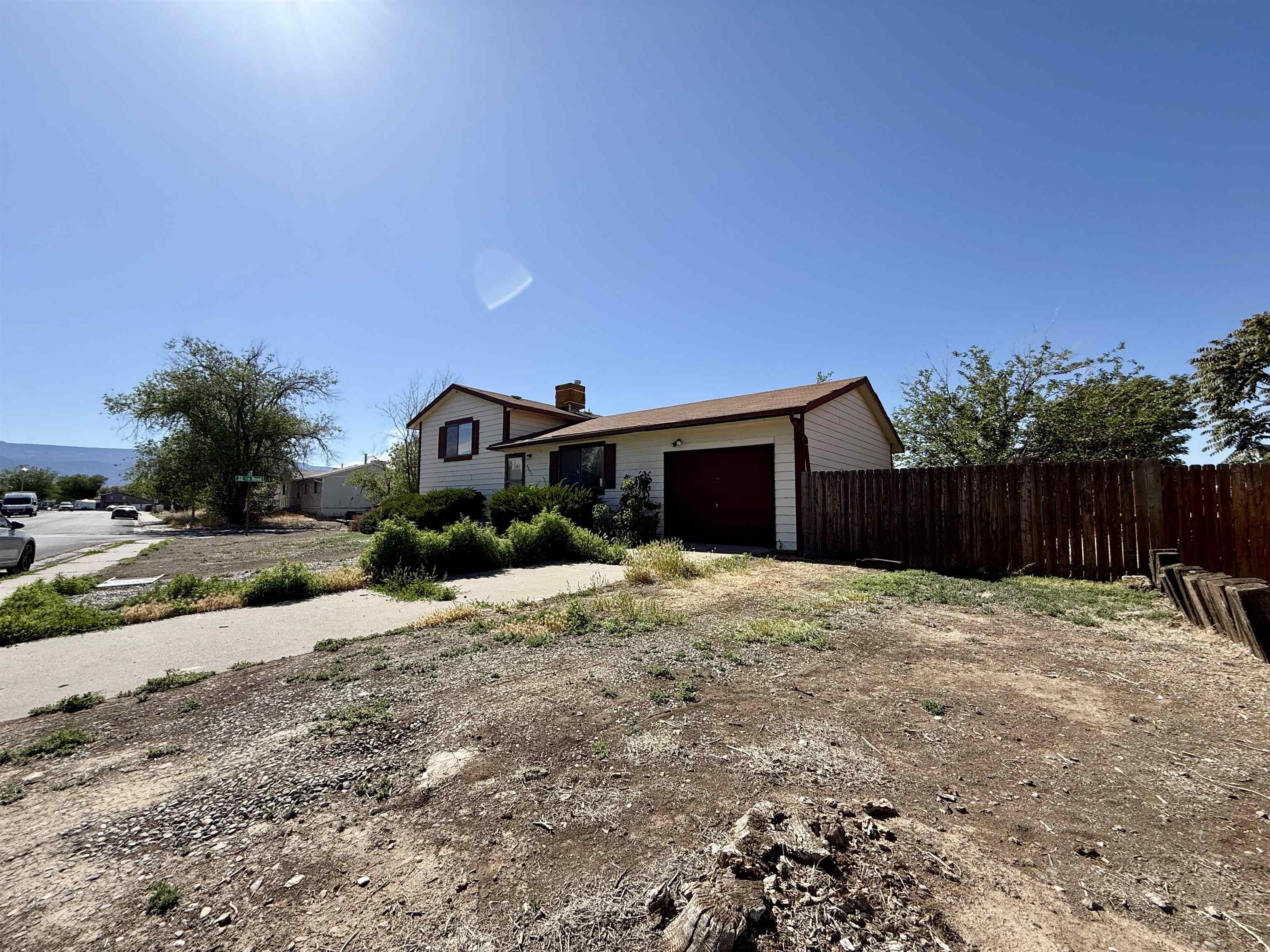 3207 Mesa Avenue Property Photo 2