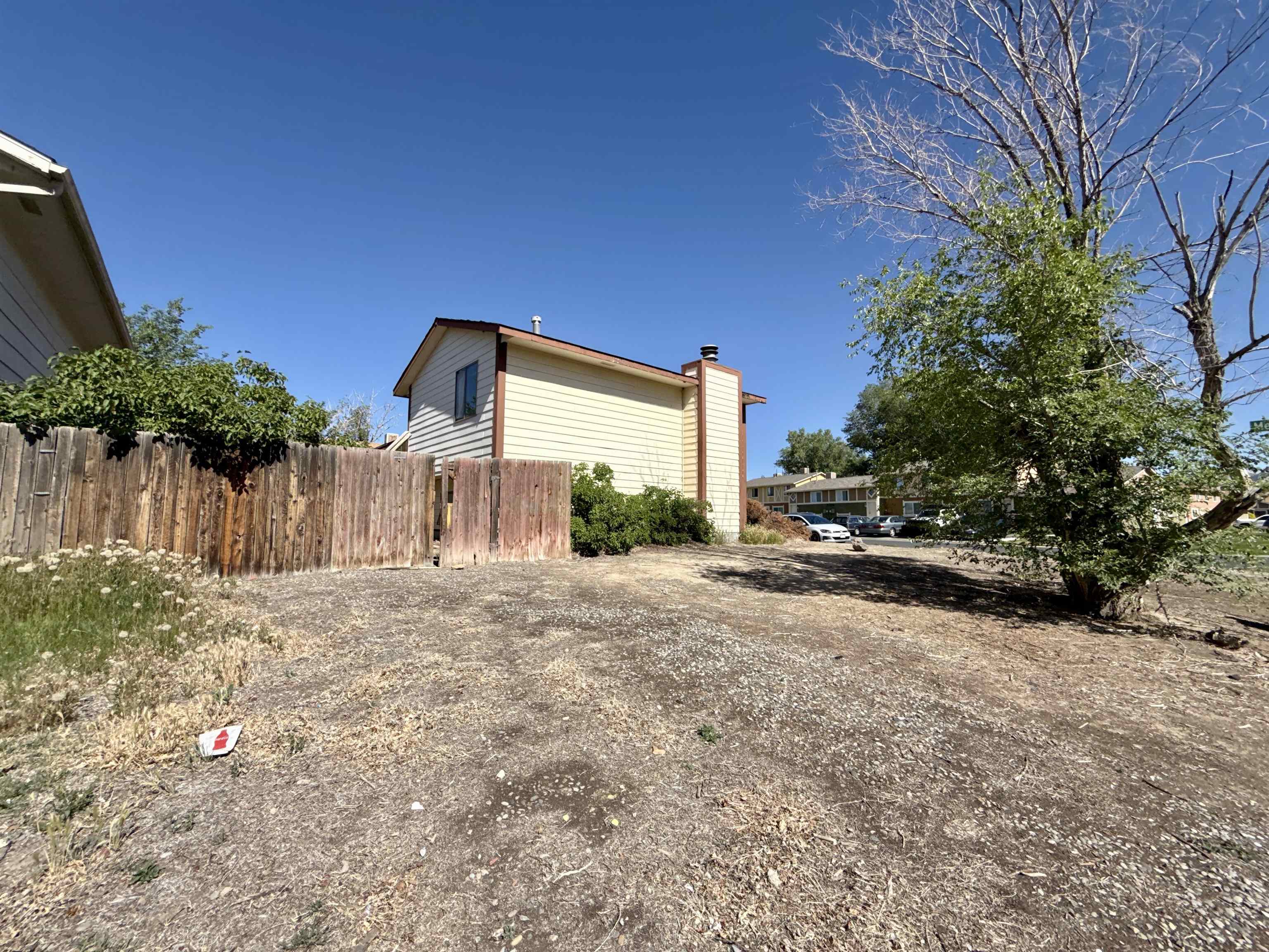 3207 Mesa Avenue Property Photo 4