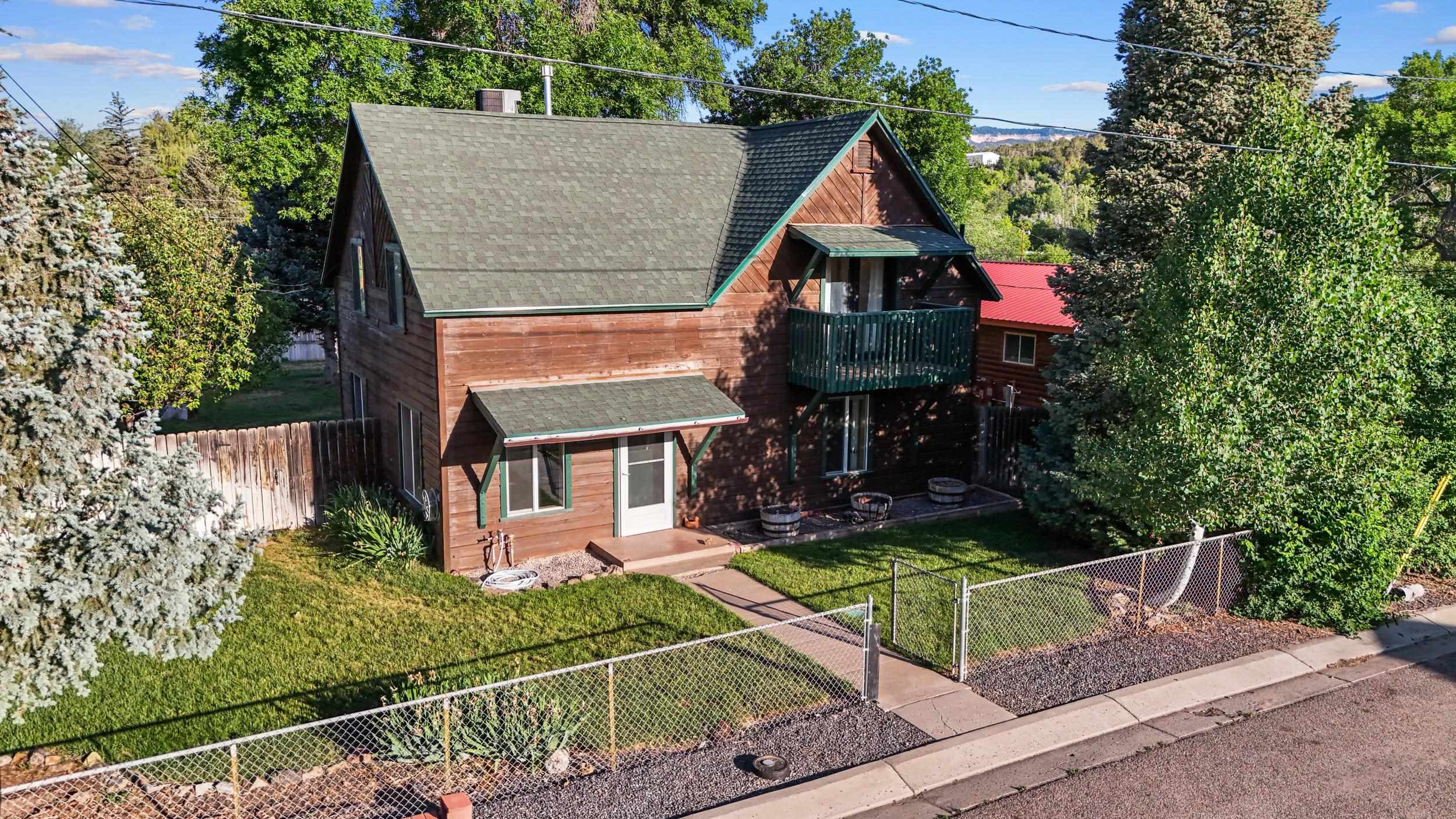 3007 Orchard Avenue Property Photo 1