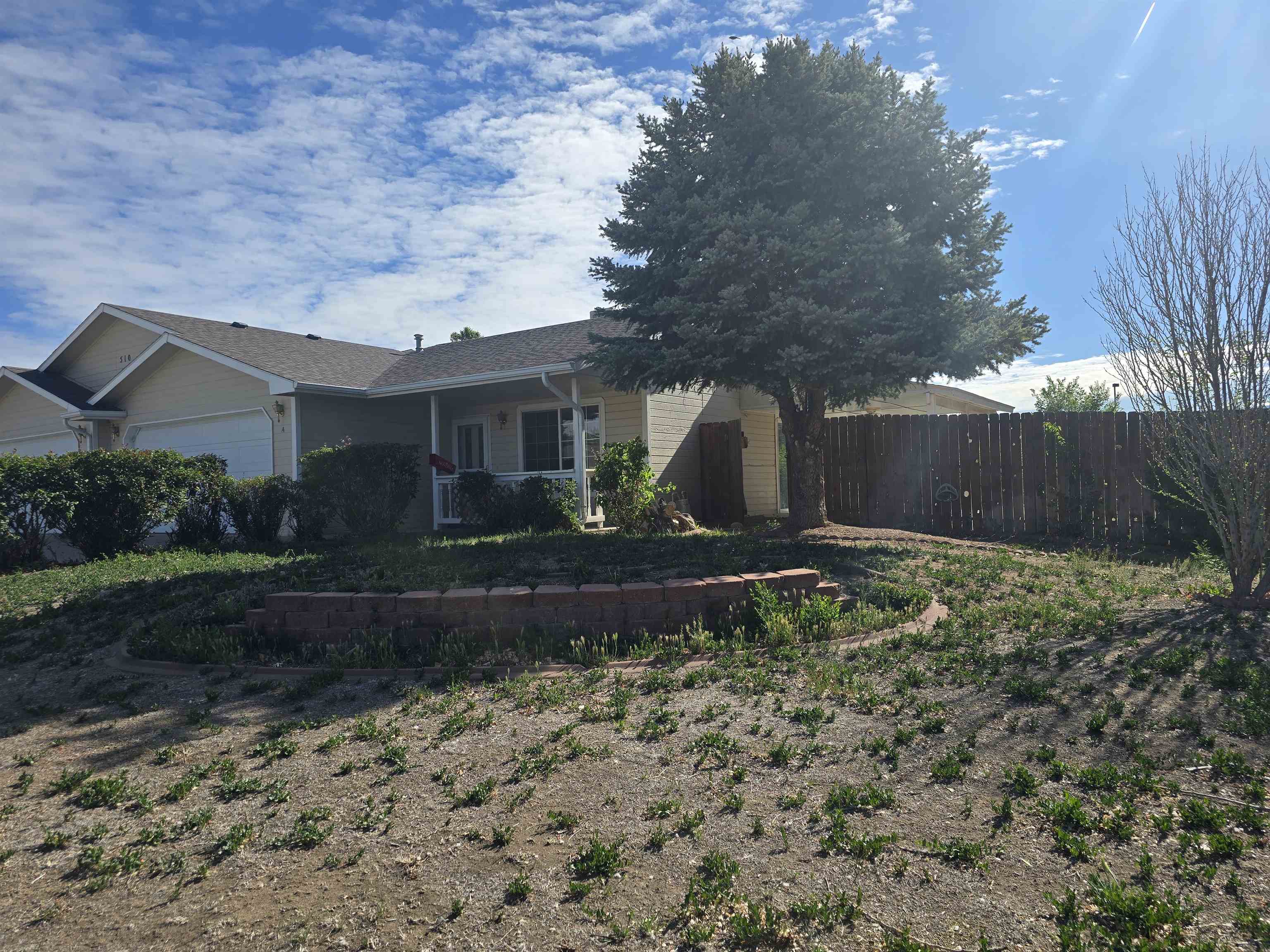 510 Estate Street Property Photo