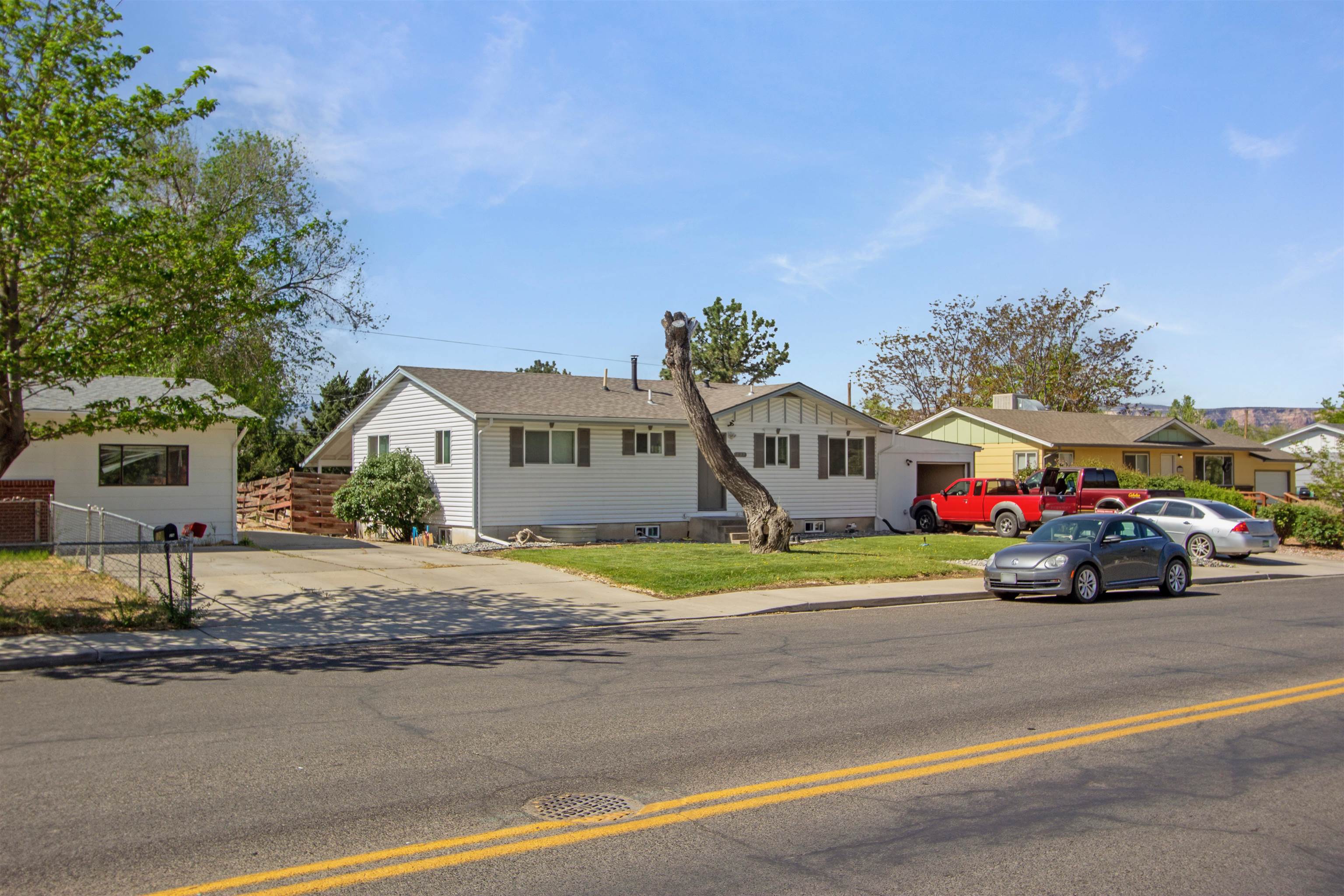 139 Independent Avenue Property Photo