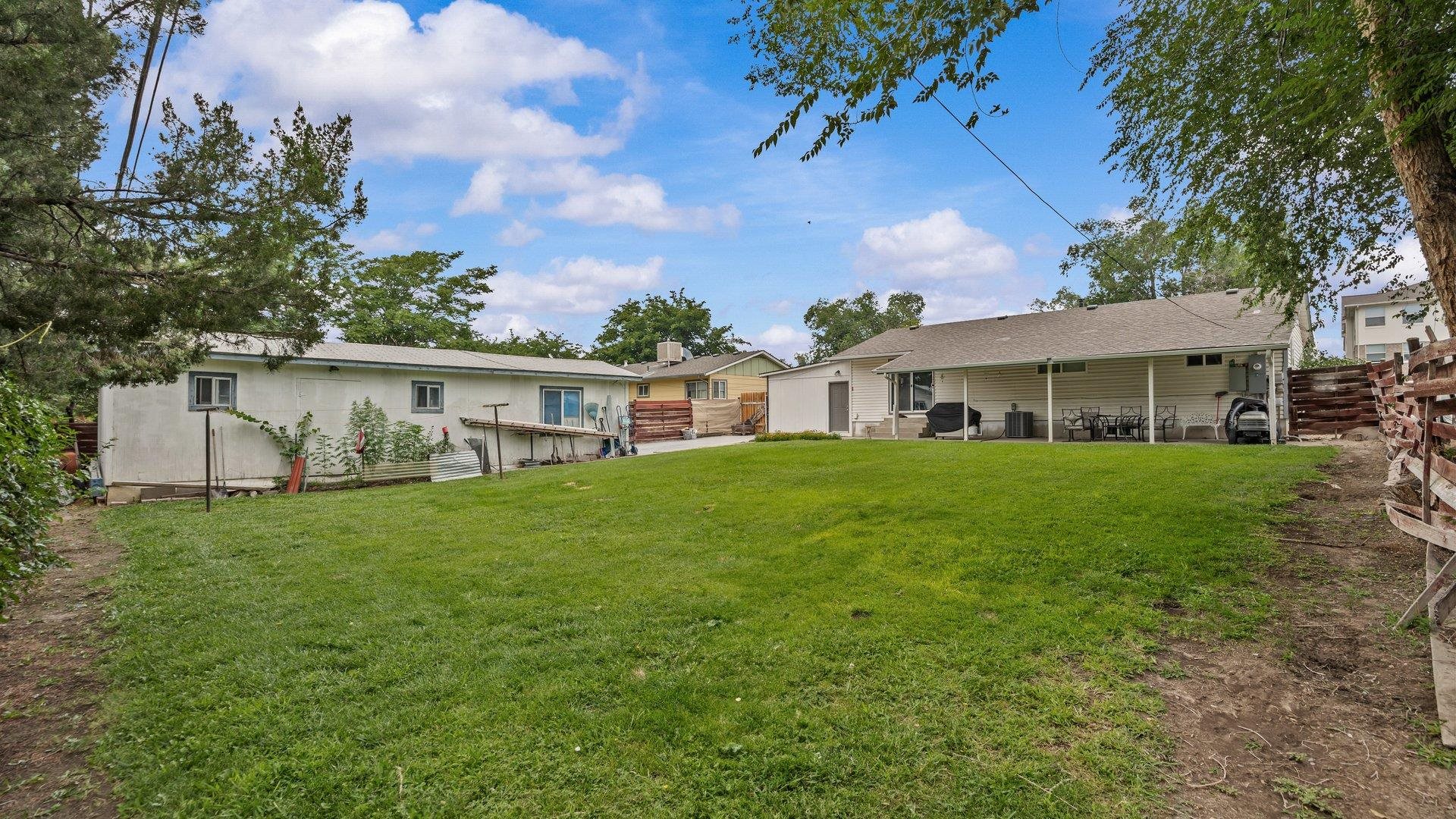139 Independent Avenue Property Photo 7
