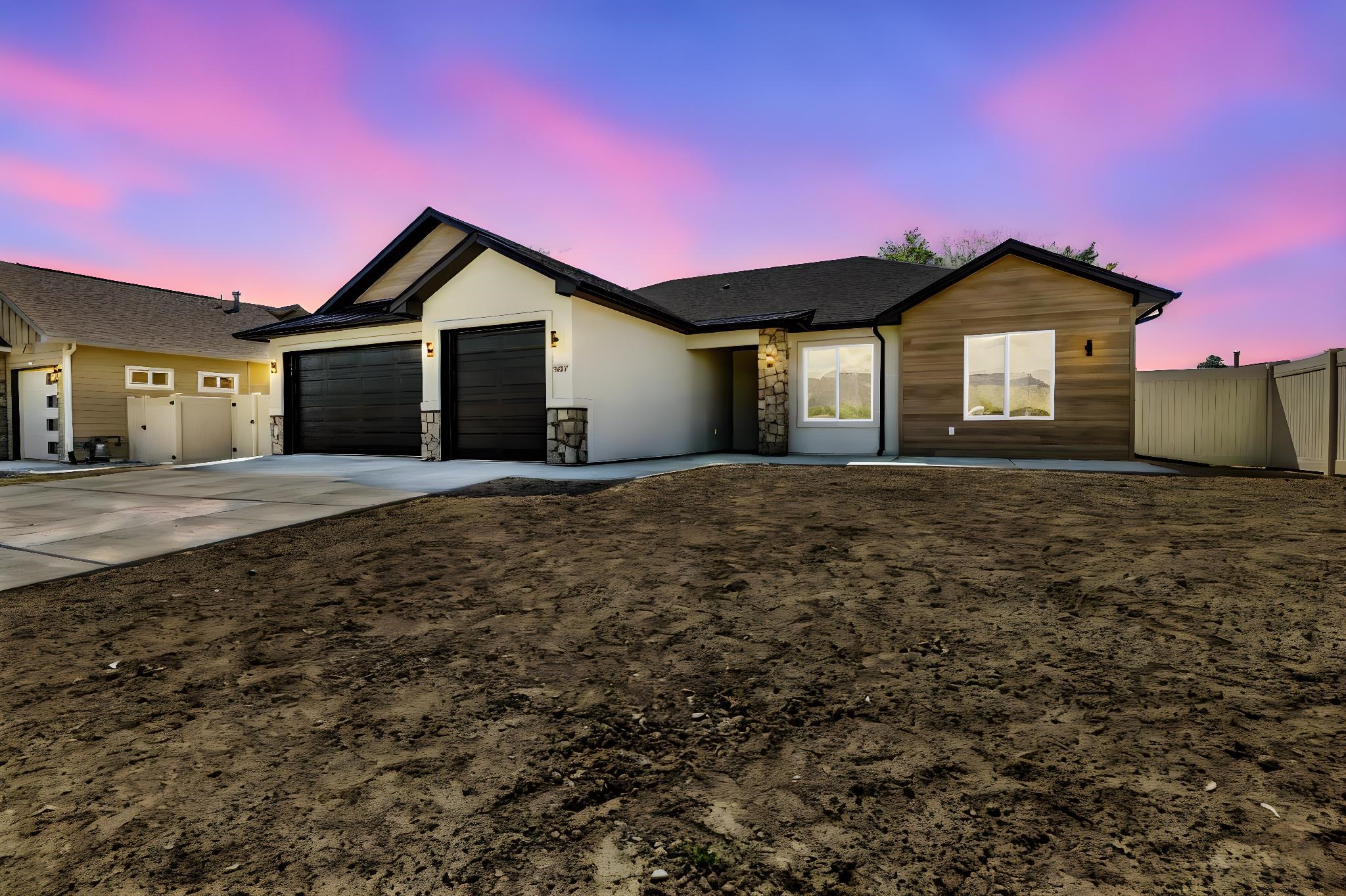 507 Desert Peach Street Property Photo