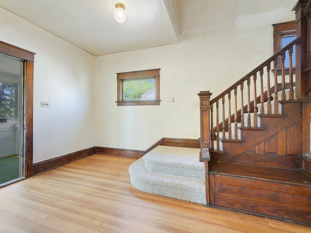 1360 Grand Avenue Property Photo 13