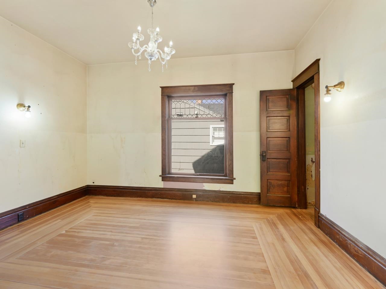 1360 Grand Avenue Property Photo 19