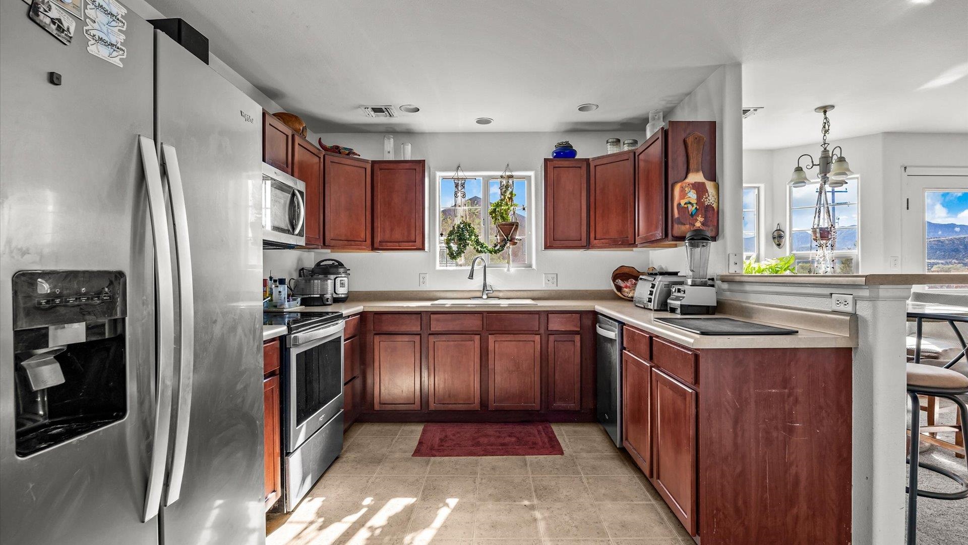 416 Charles Avenue Property Photo 6