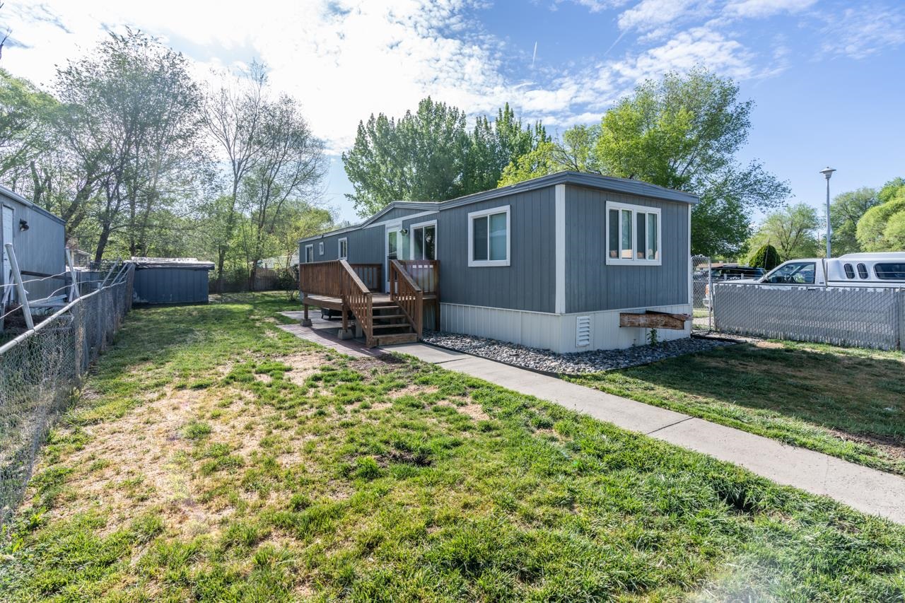 825 E Ottley Avenue Property Photo