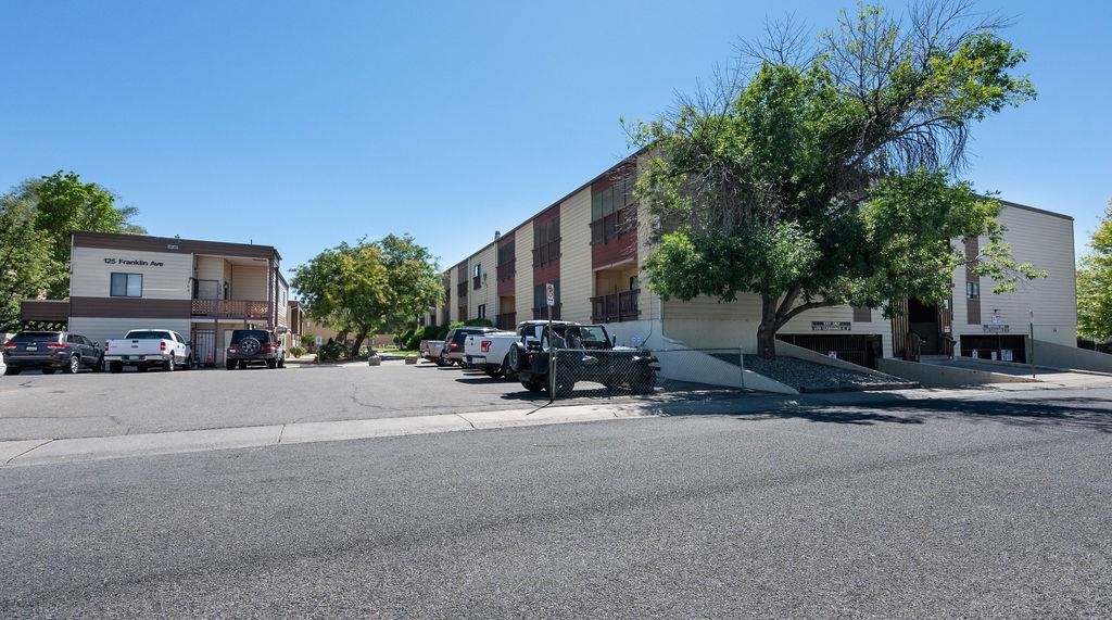 125 Franklin Avenue Property Photo 1