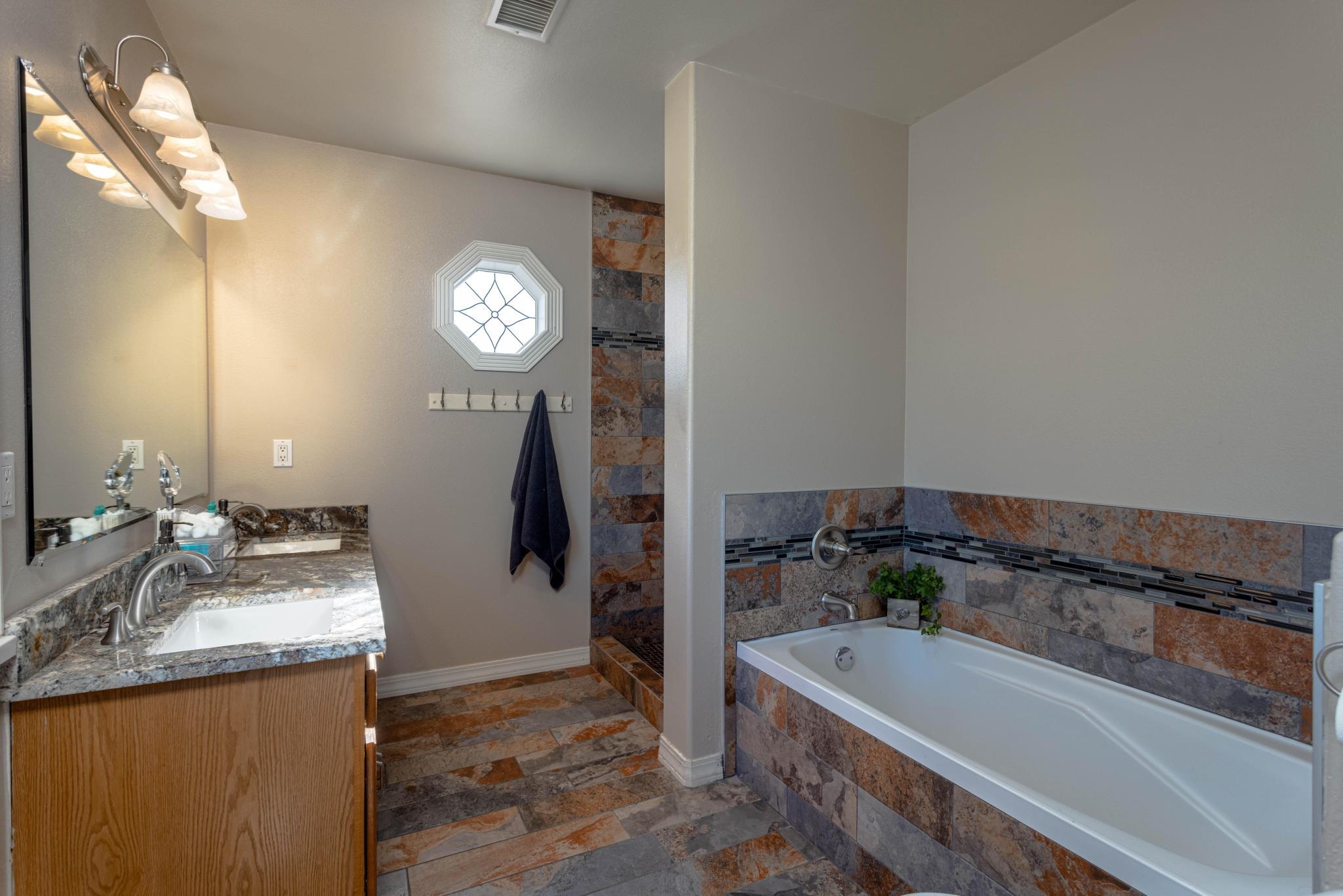 1168 Windsor Park Drive Property Photo 40