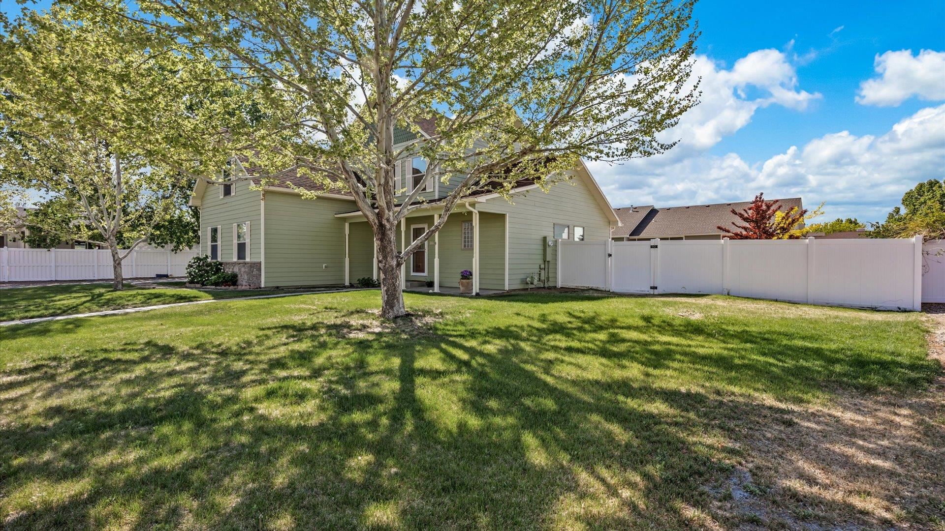 2869 Emily Drive Property Photo 1