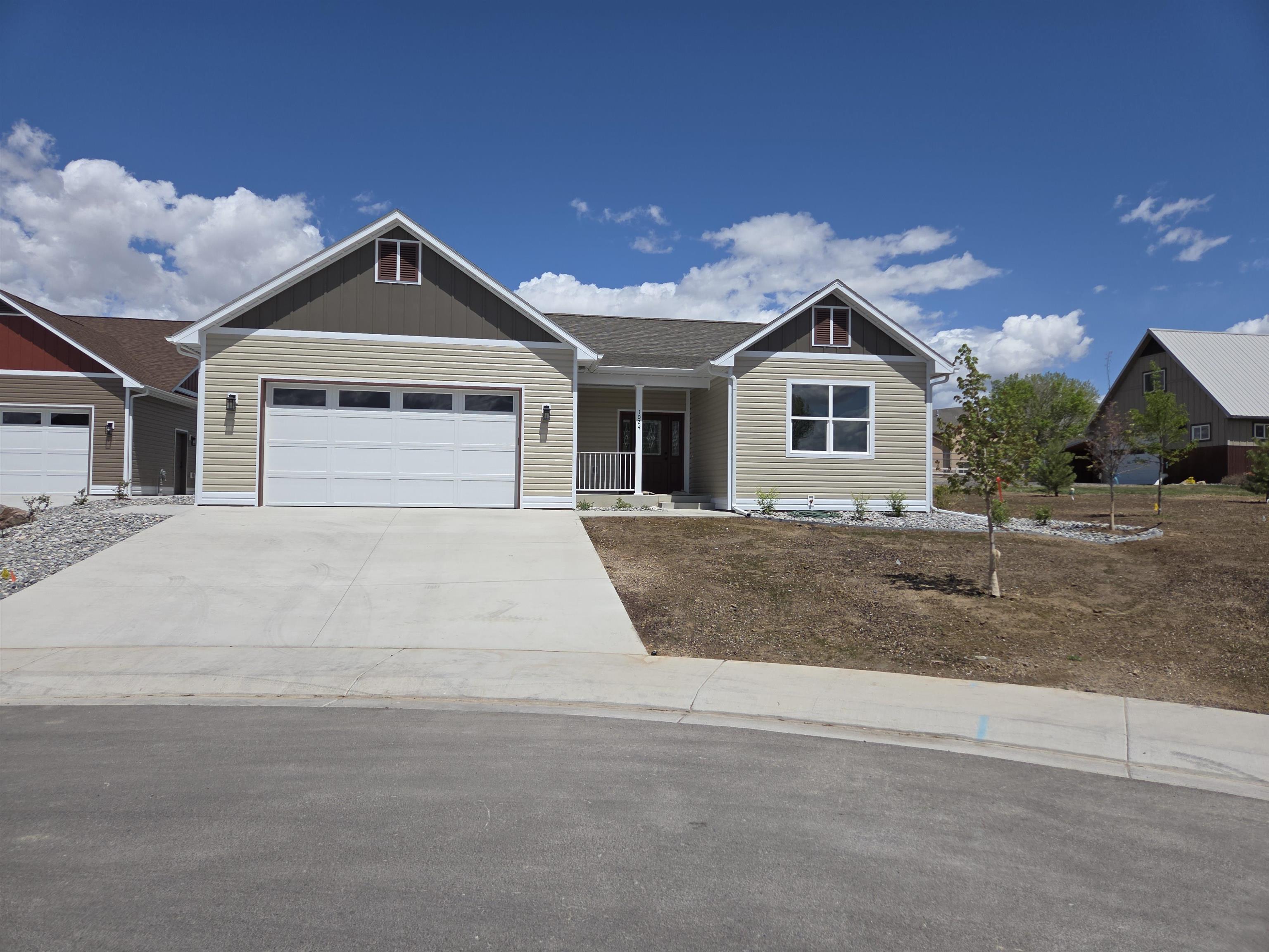 1024 Snowdrop Court Property Photo