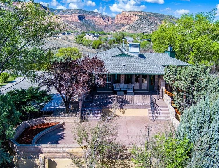 689 Canyon Creek Drive Property Photo