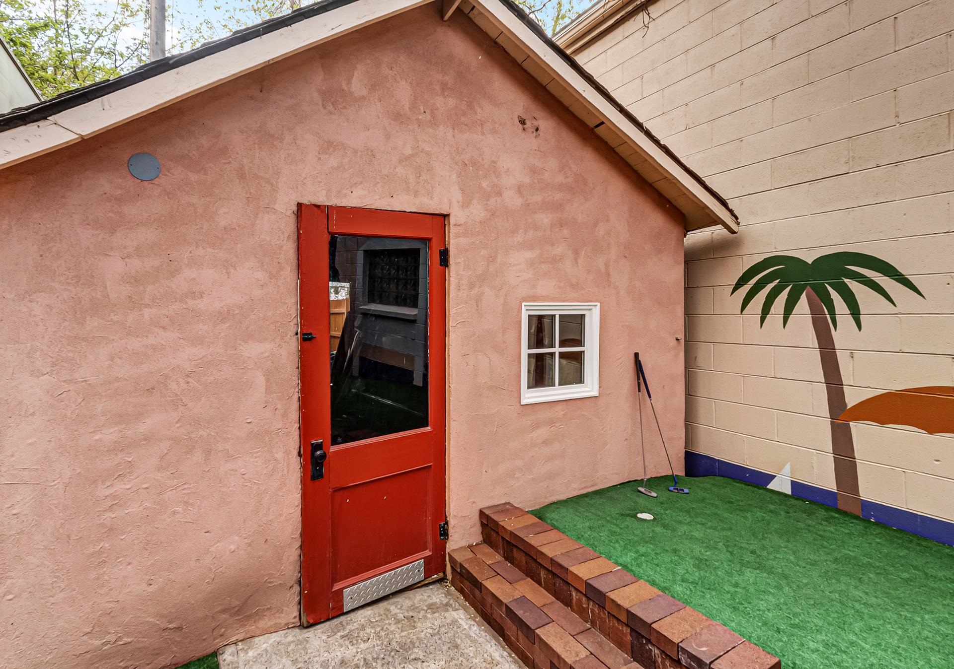 2997 North Avenue Property Photo 6