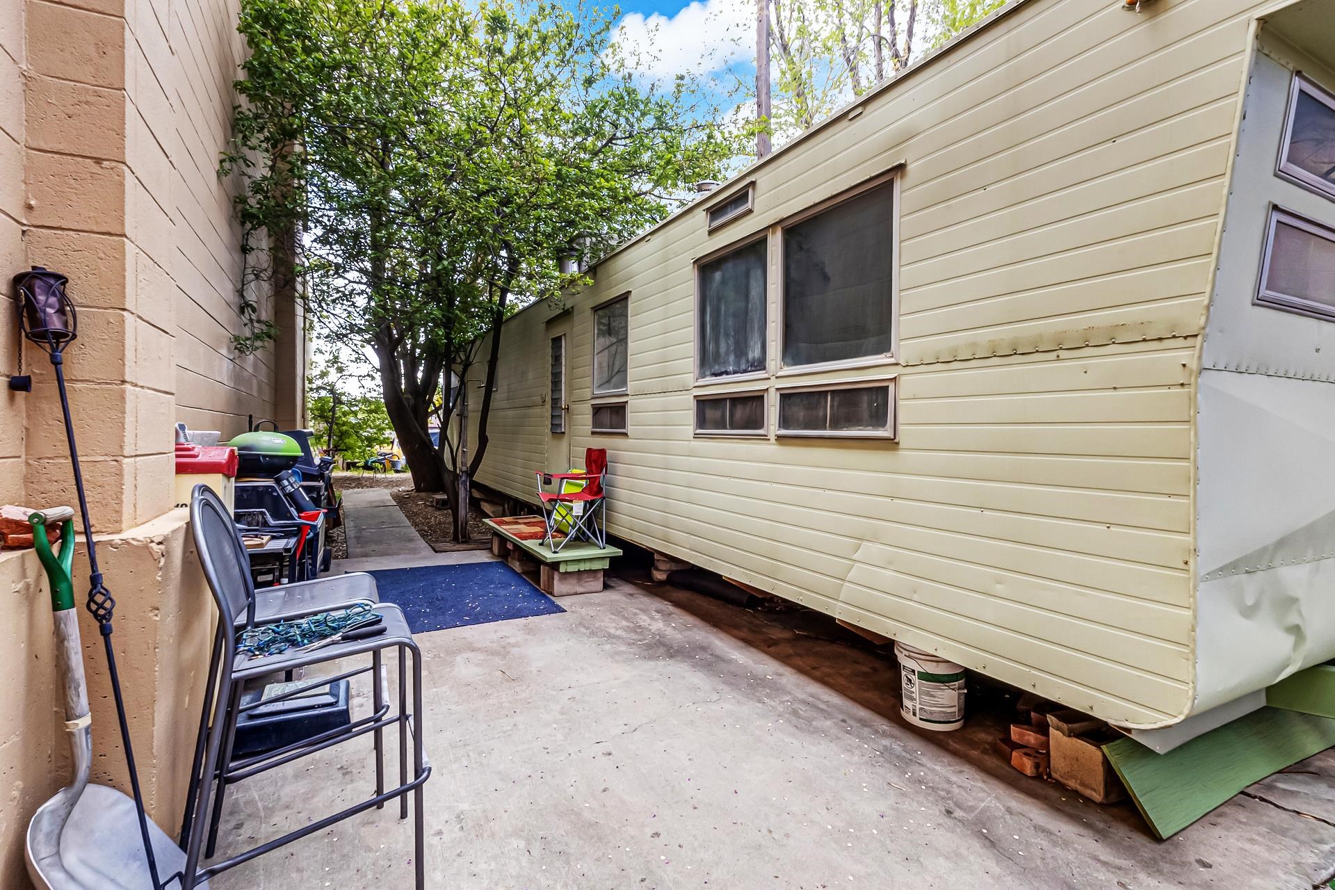 2997 North Avenue Property Photo 7