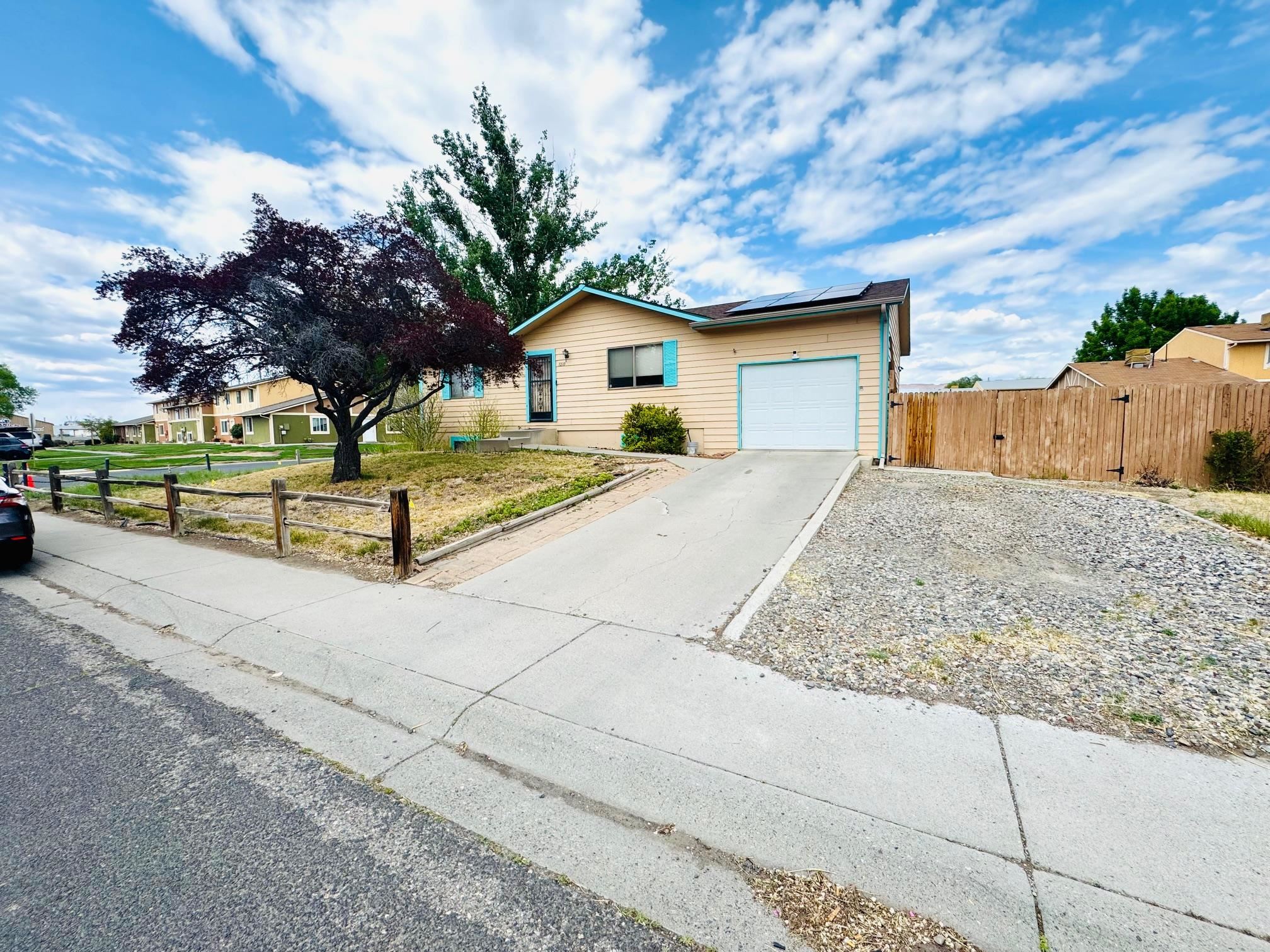 3210 Mesa Avenue Property Photo