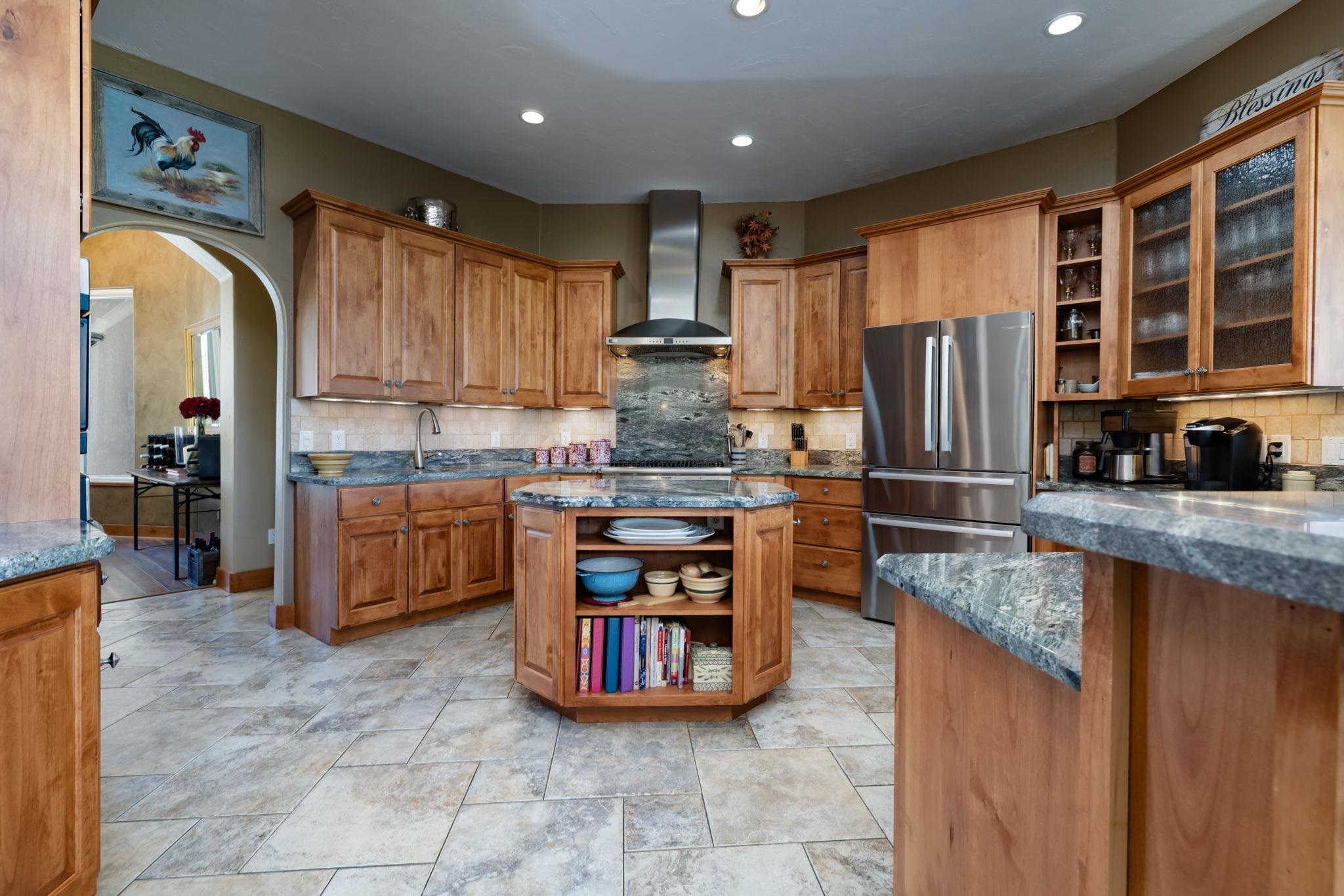 759 36 3/10 Road Property Photo 14