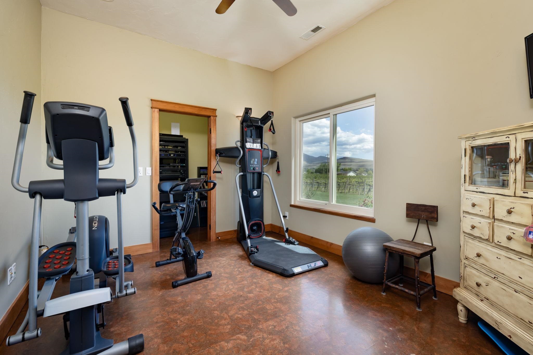 759 36 3/10 Road Property Photo 25